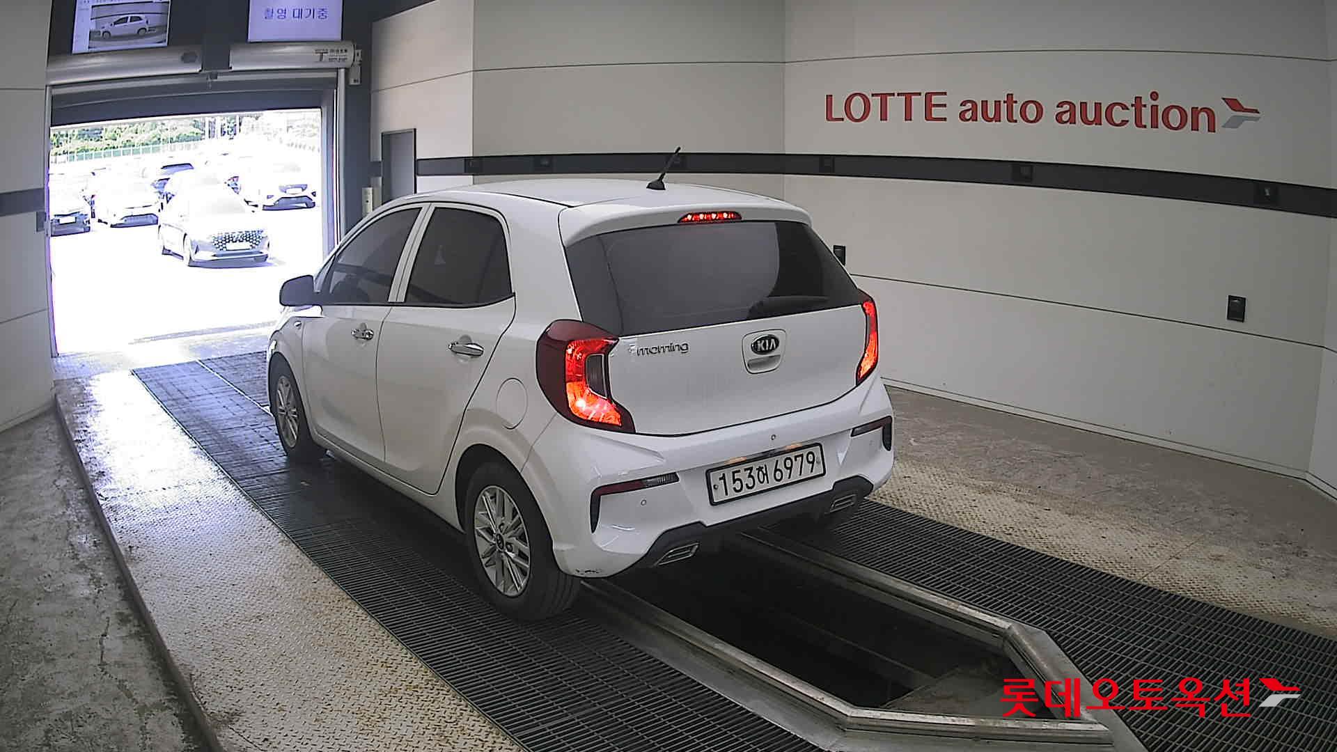 2021 - kia morning