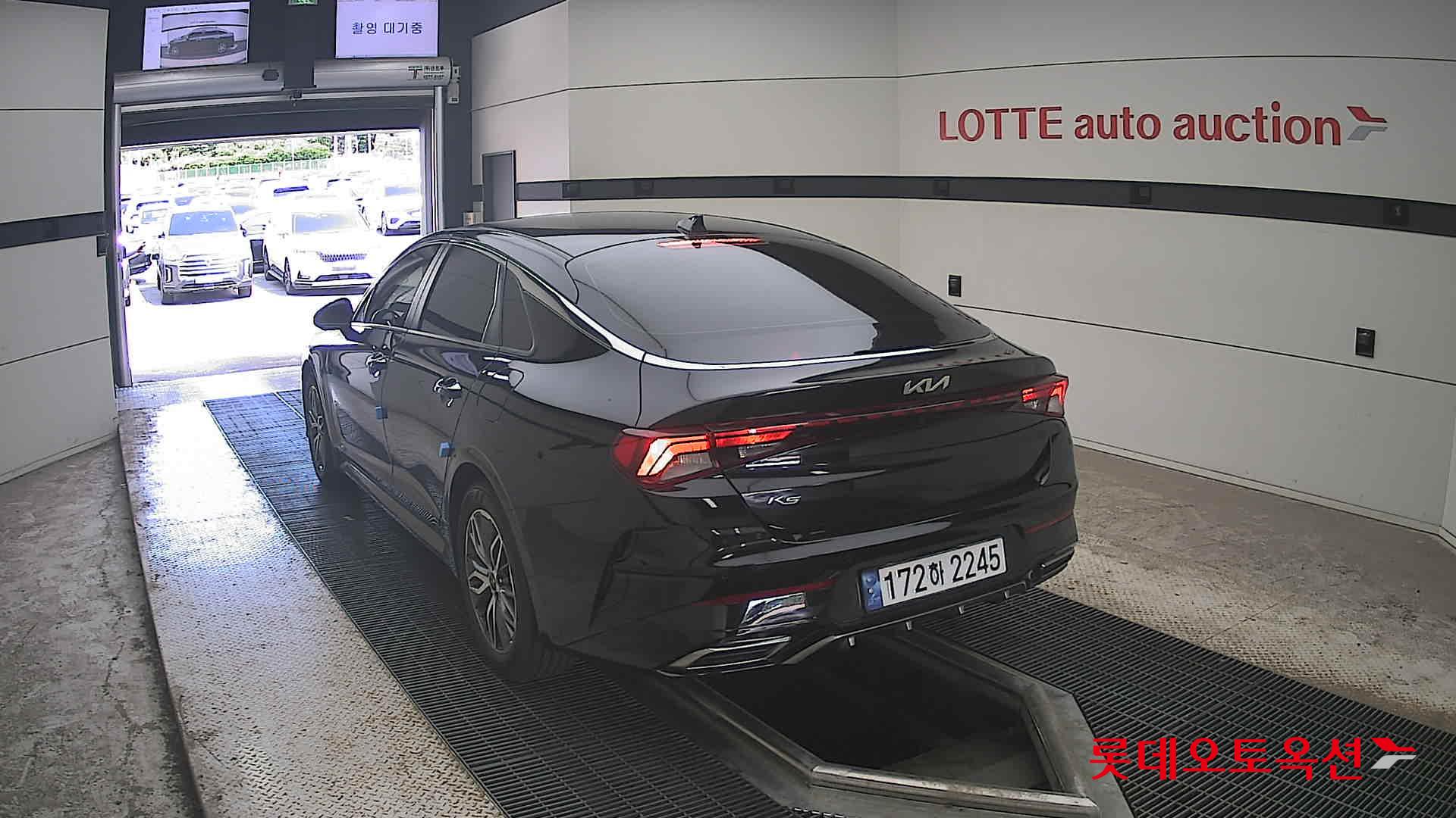 2022 - kia k5