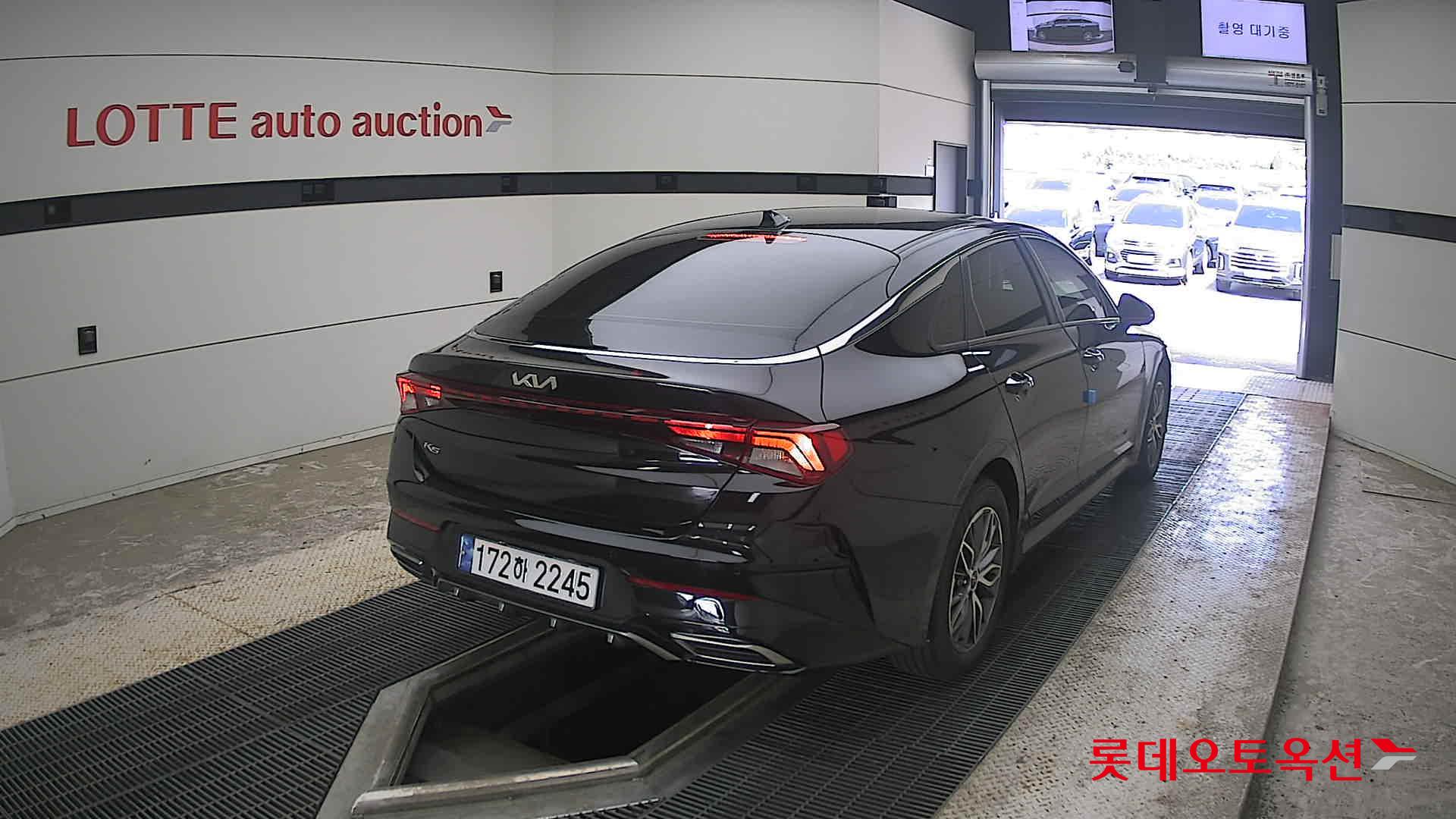2022 - kia k5