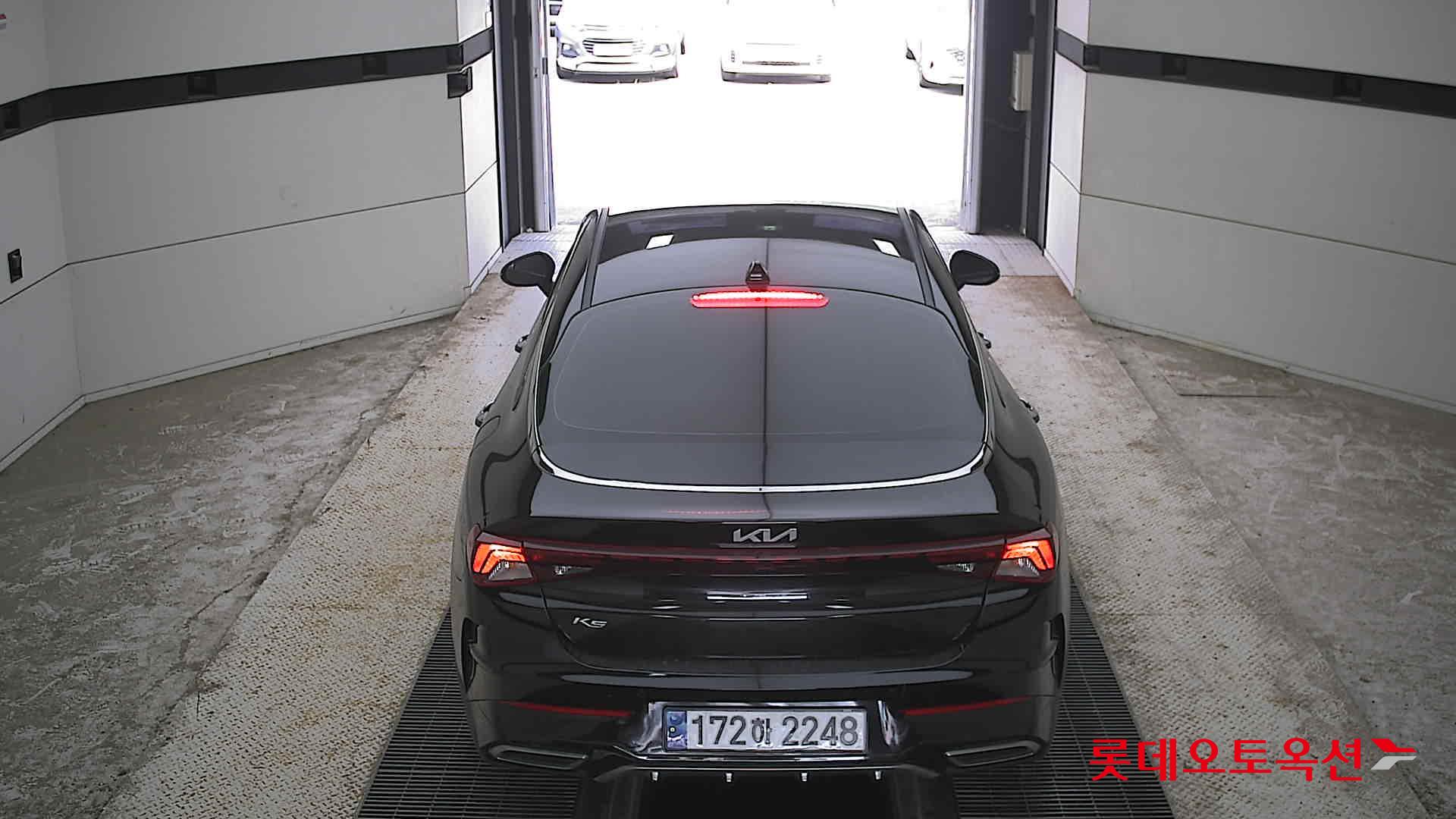 2022 - kia k5