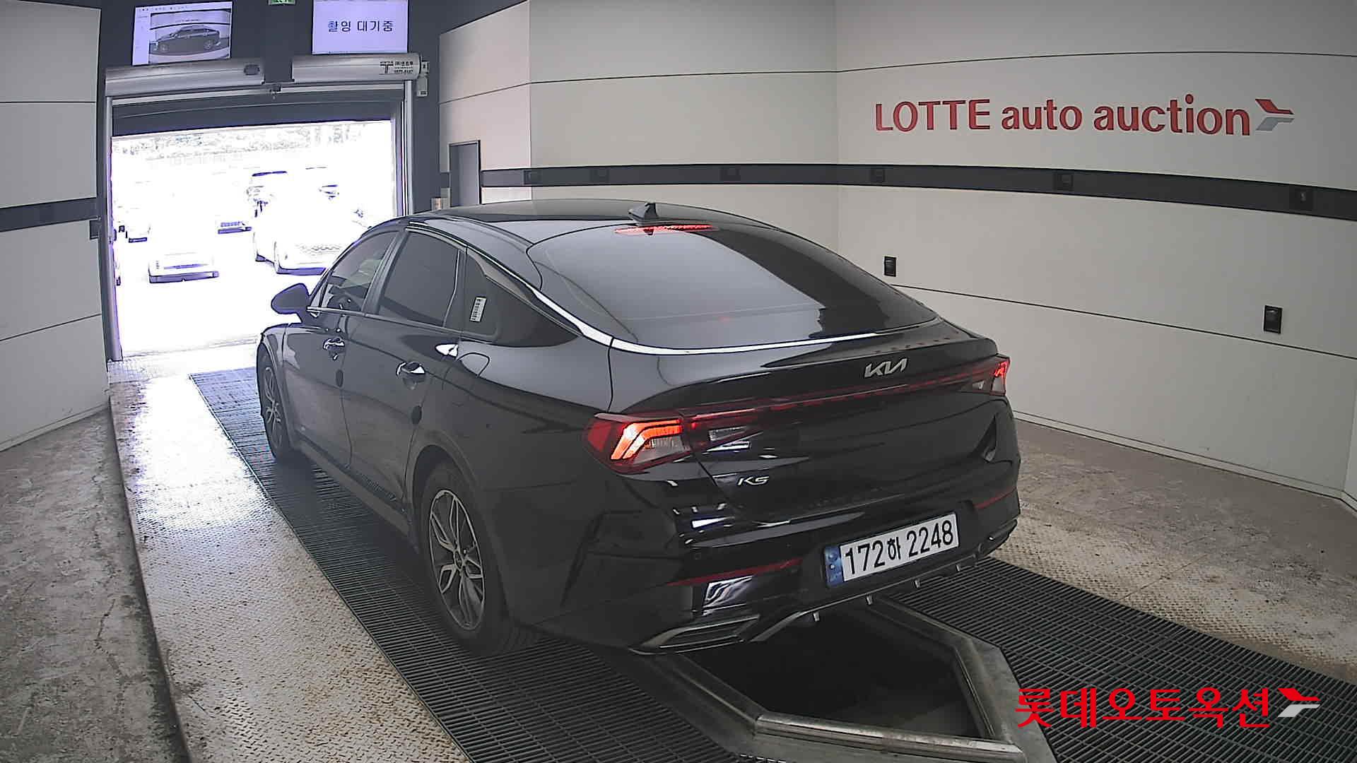 2022 - kia k5