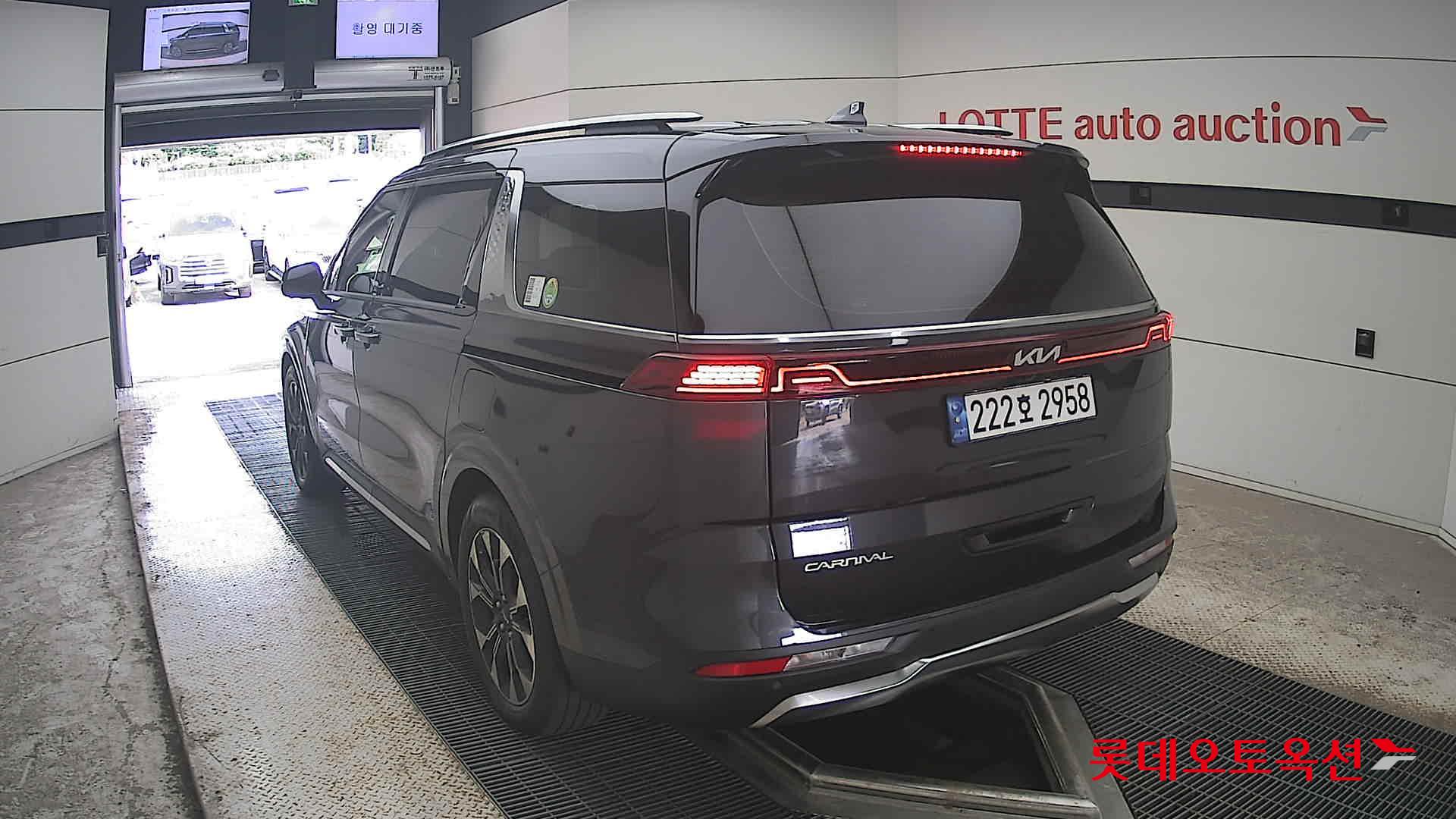 Kia Carnival id 4504315 из Кореи 9