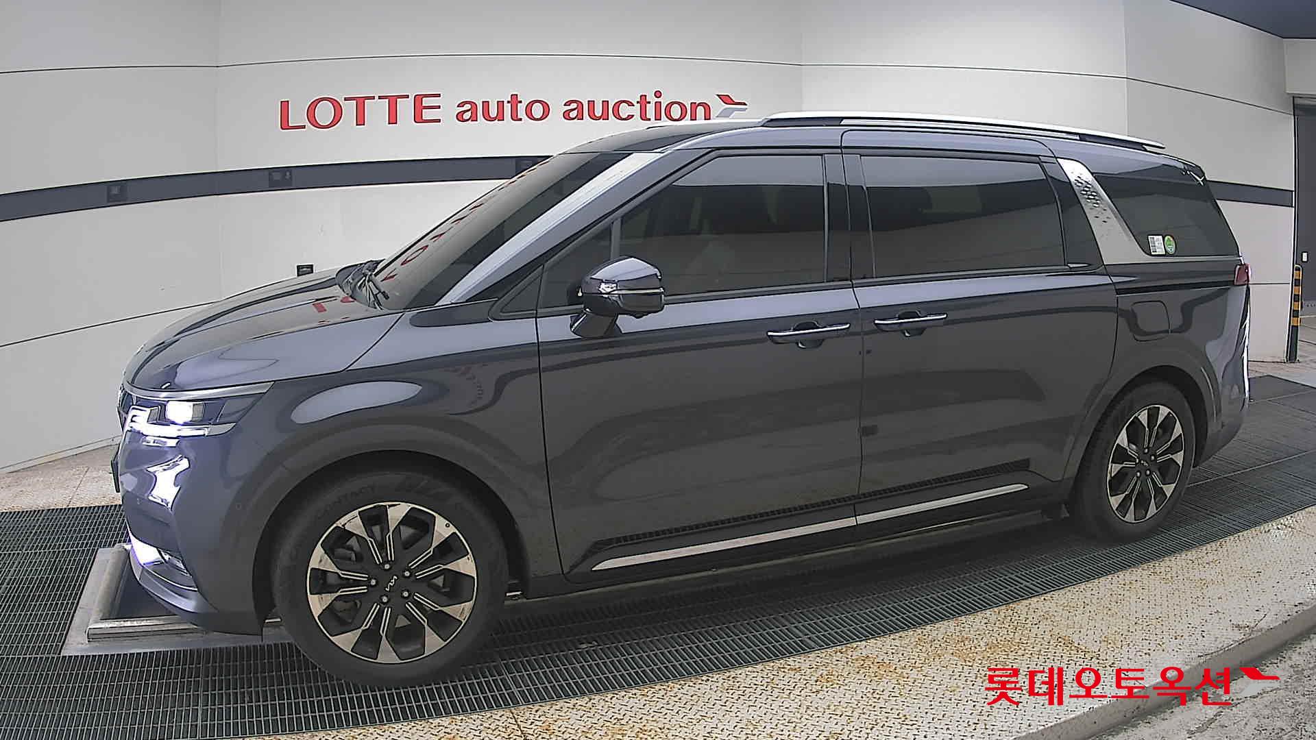 Kia Carnival id 4504315 из Кореи 12
