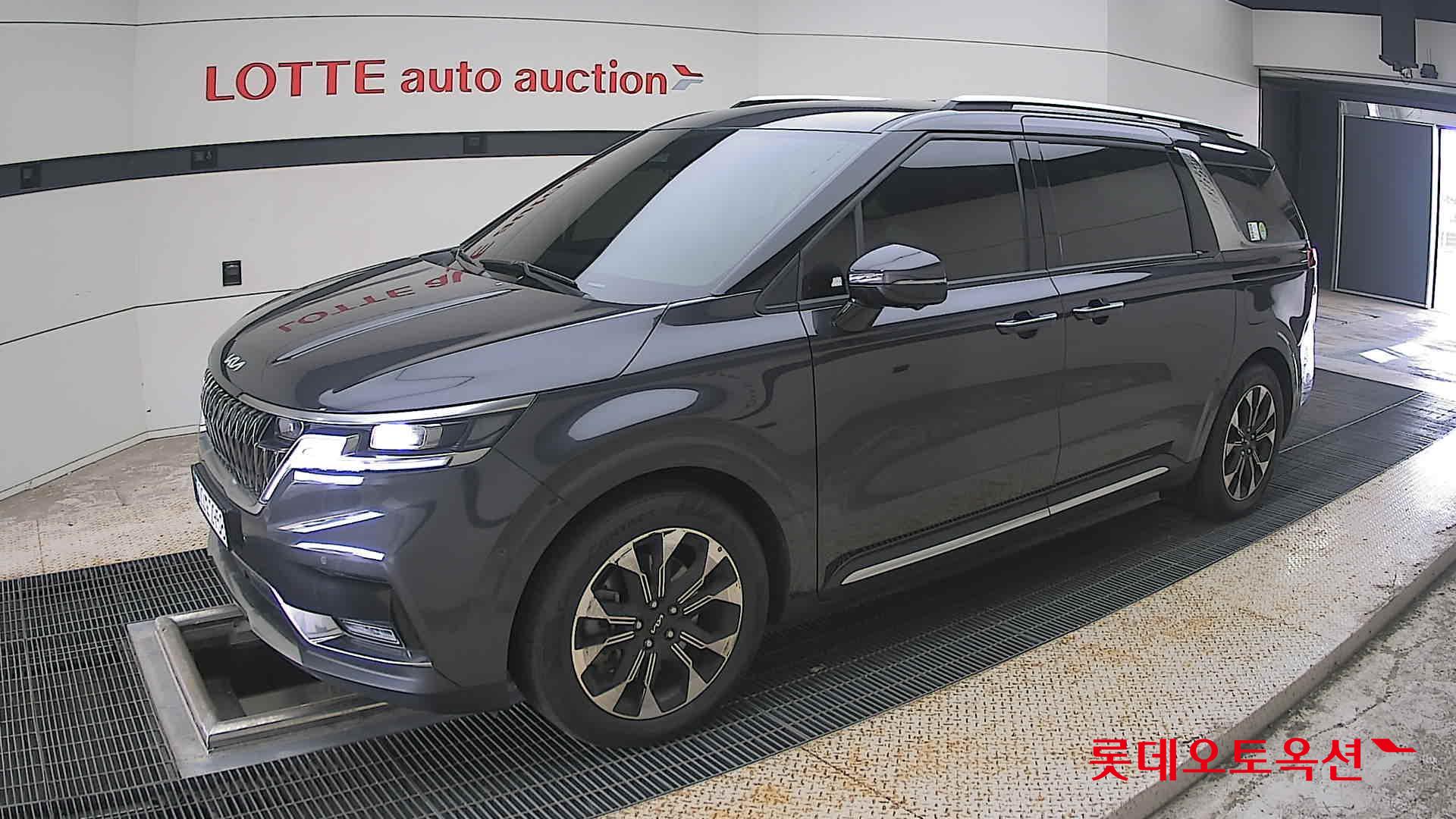 Kia Carnival id 4504315 из Кореи 13