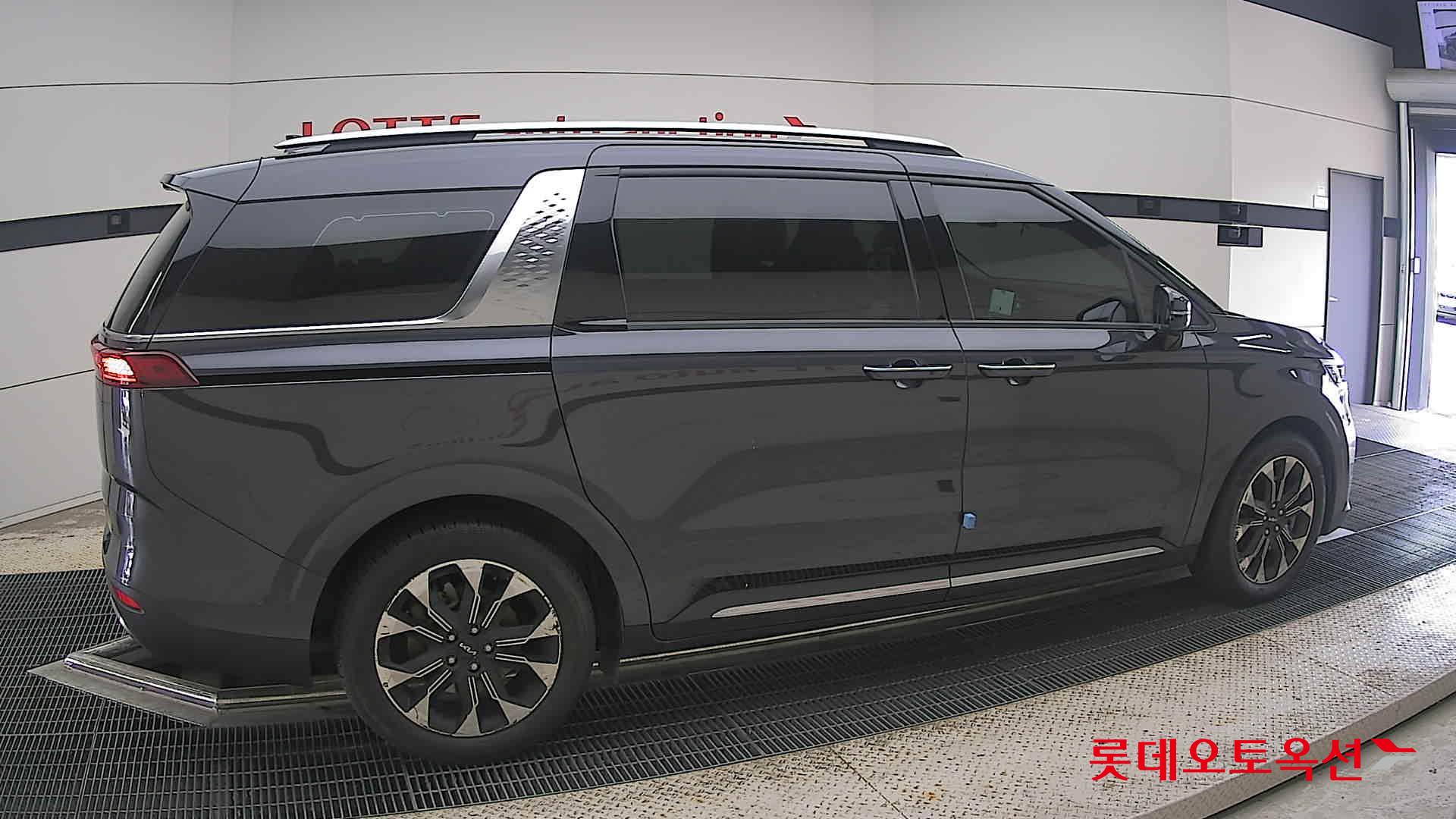 Kia Carnival id 4504315 из Кореи 18