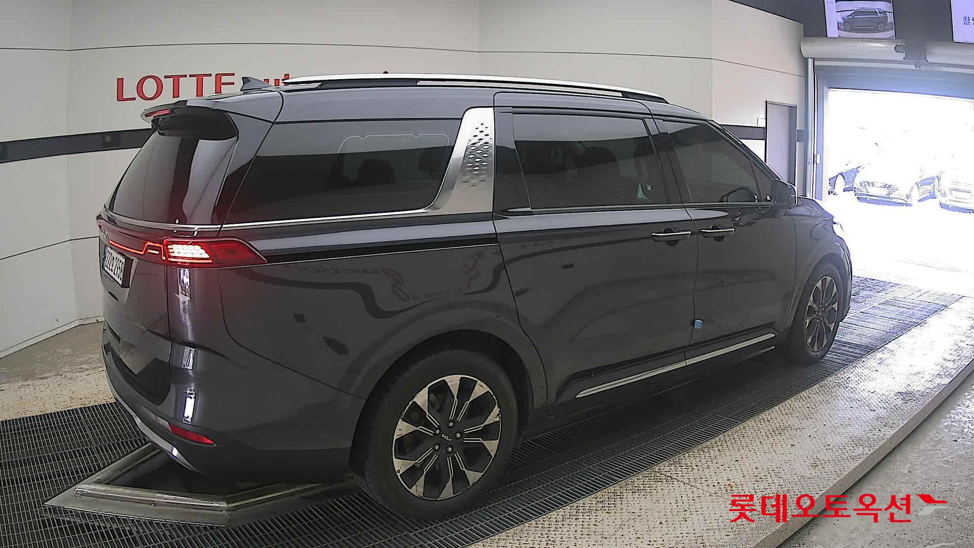 Kia Carnival id 4504315 из Кореи 19