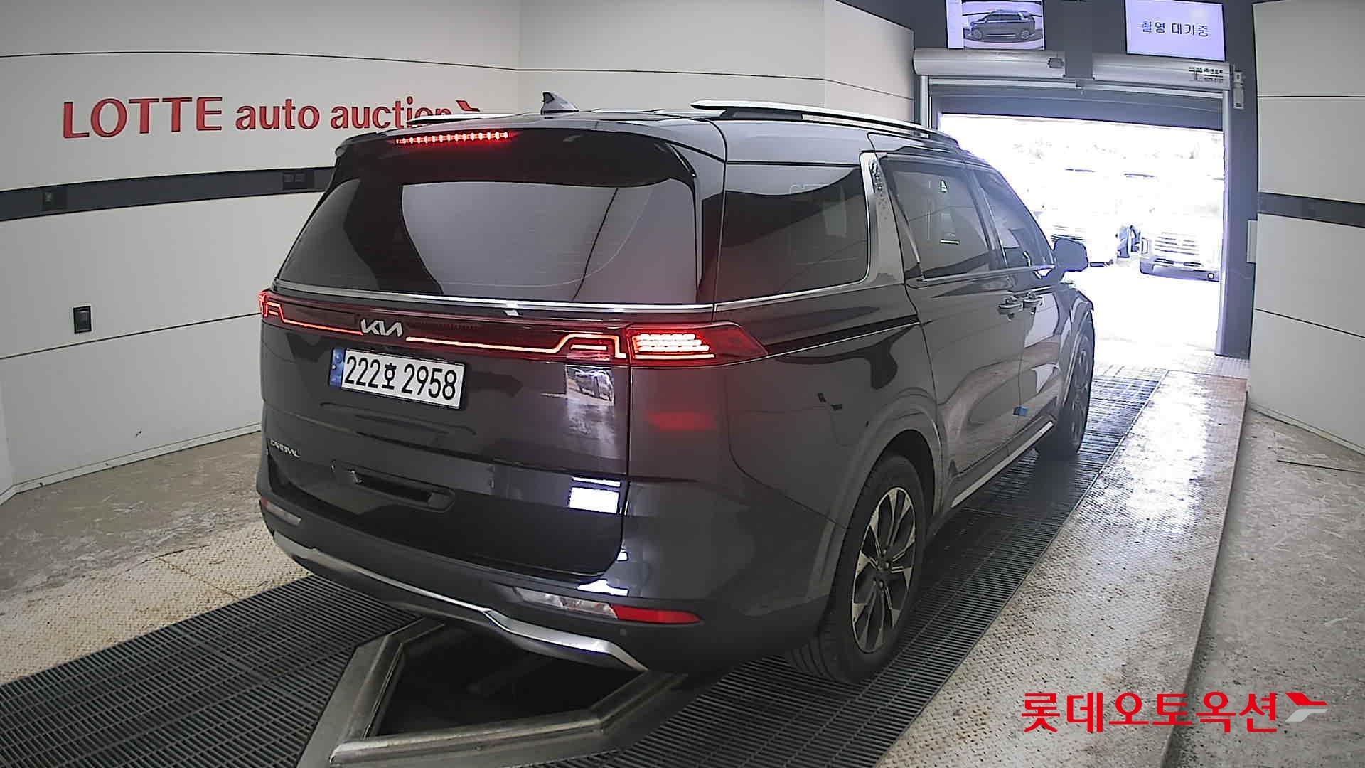 Kia Carnival id 4504315 из Кореи 20