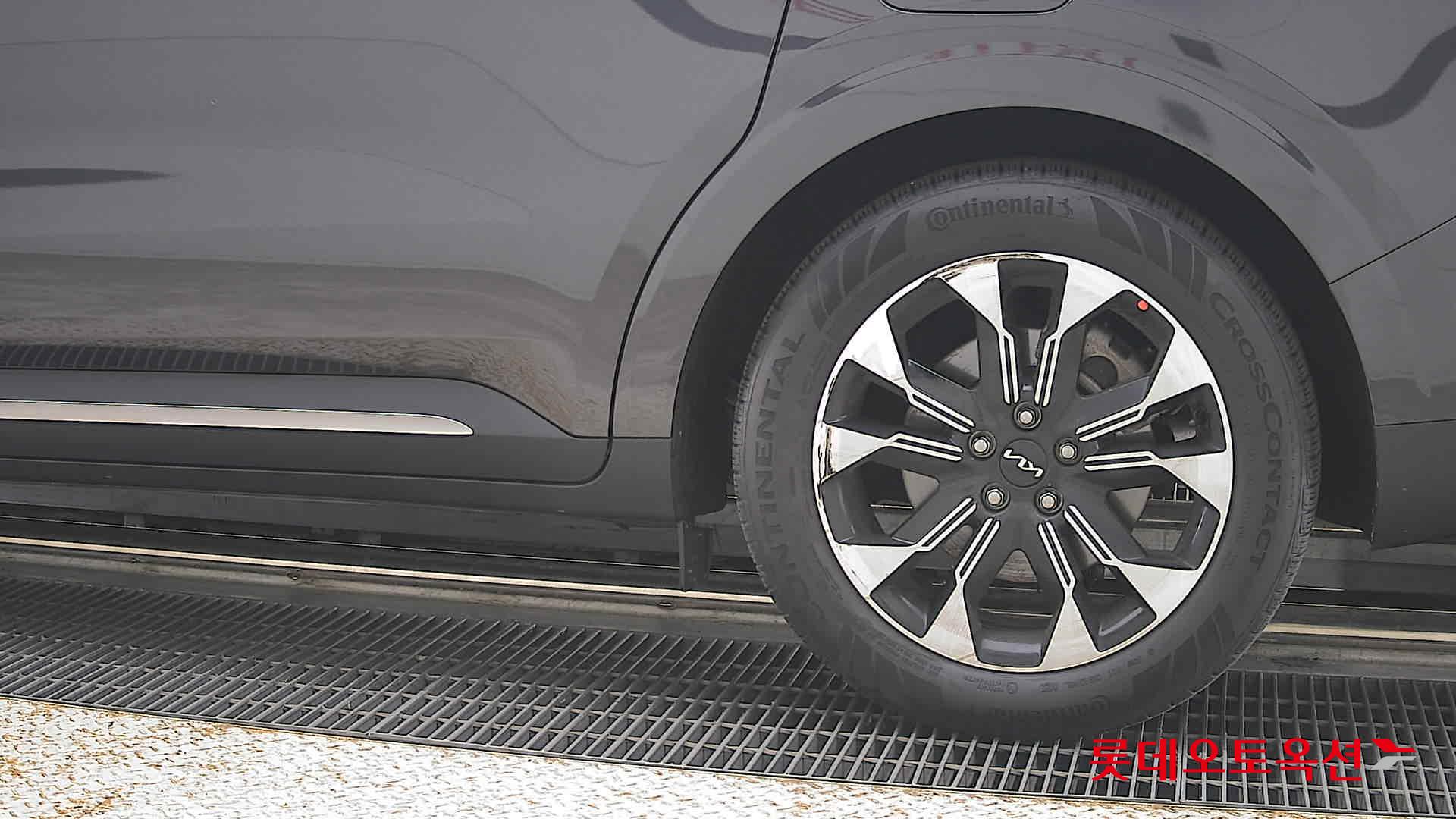 Kia Carnival id 4504315 из Кореи 22