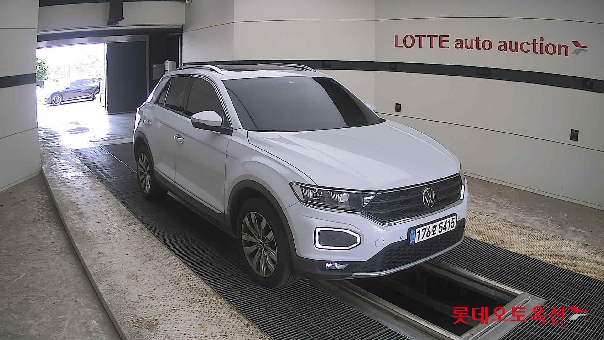 2021 - volkswagen t-roc
