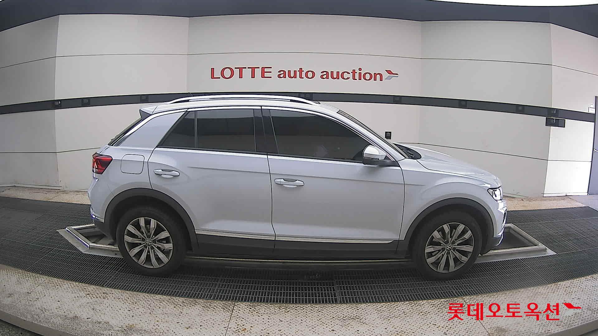 2021 - volkswagen t-roc