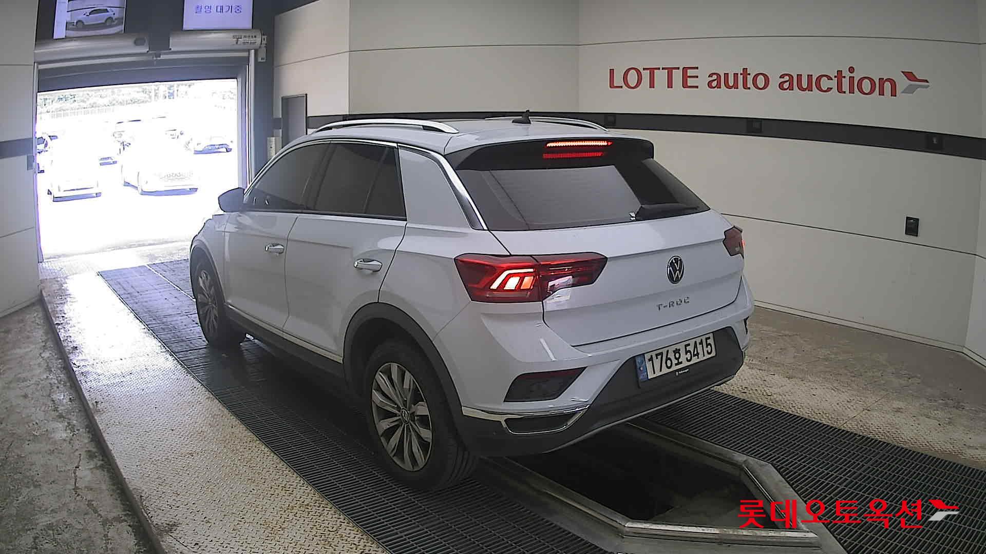 2021 - volkswagen t-roc