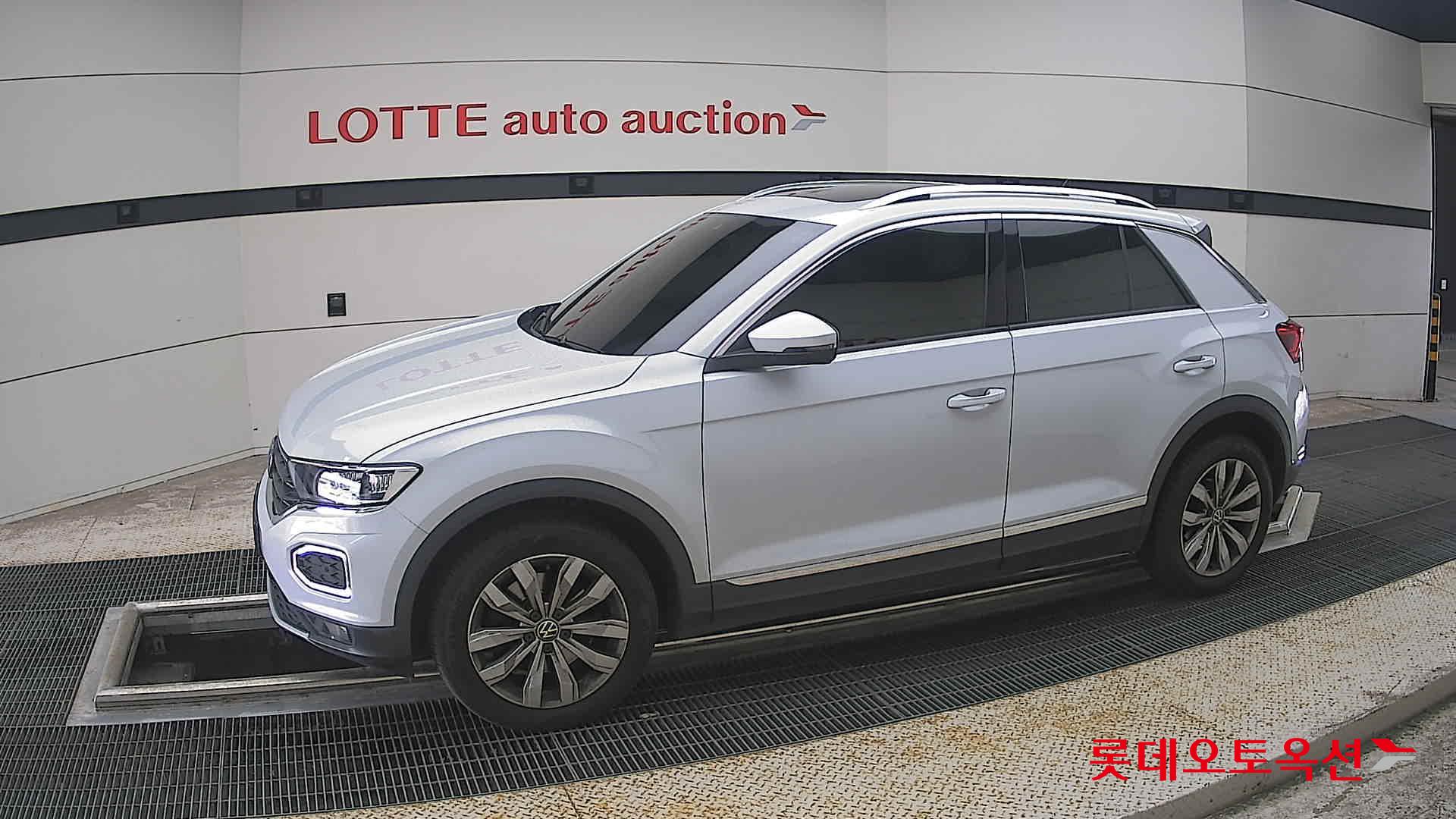 2021 - volkswagen t-roc