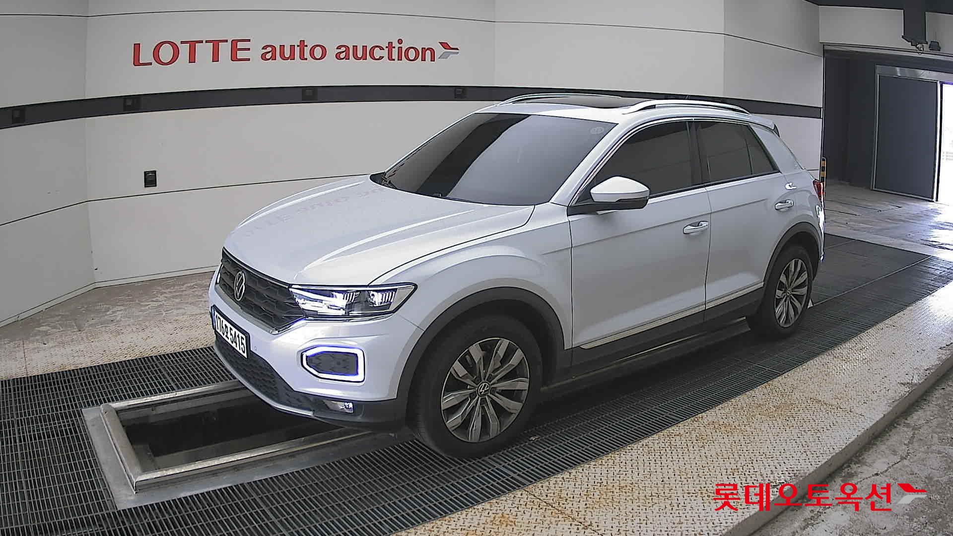 2021 - volkswagen t-roc
