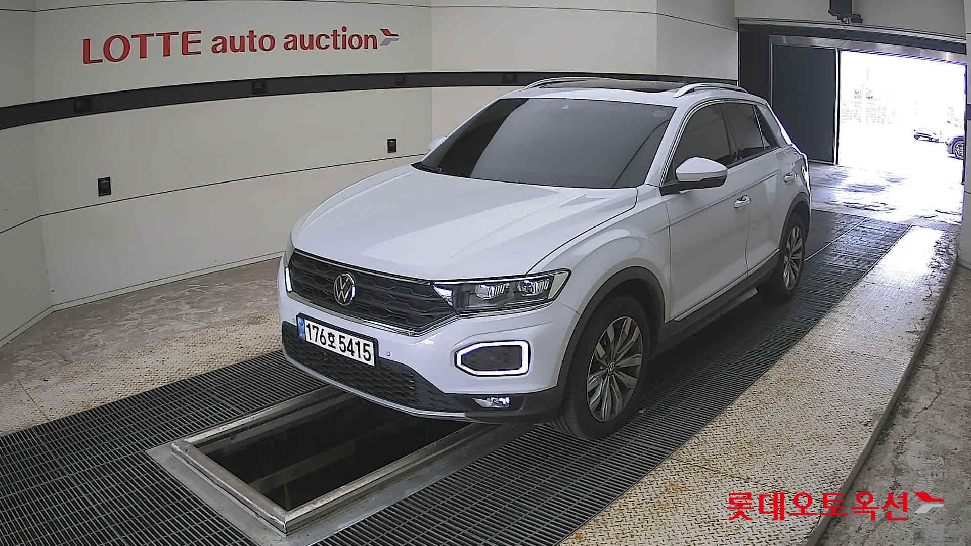 2021 - volkswagen t-roc