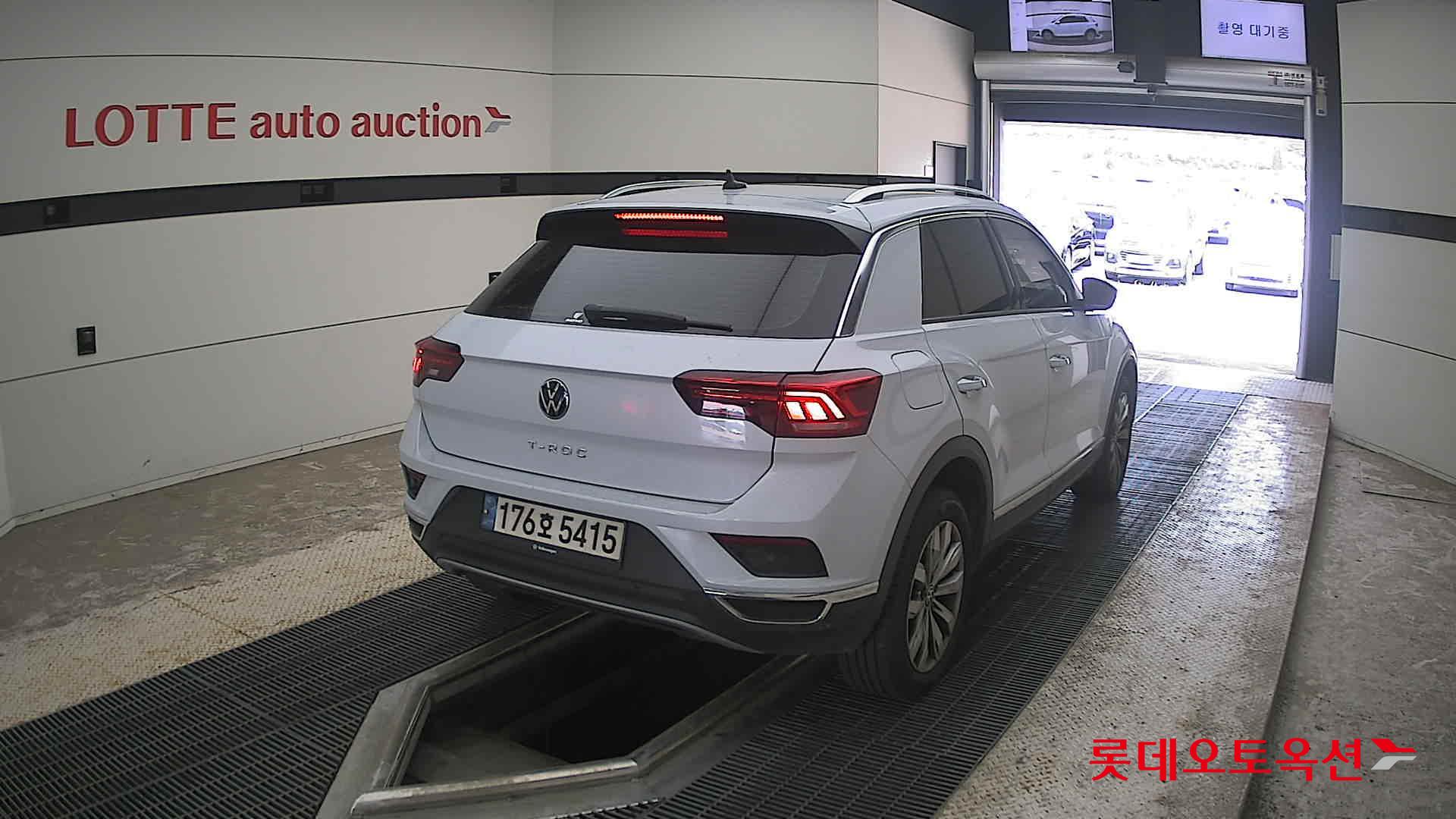 2021 - volkswagen t-roc