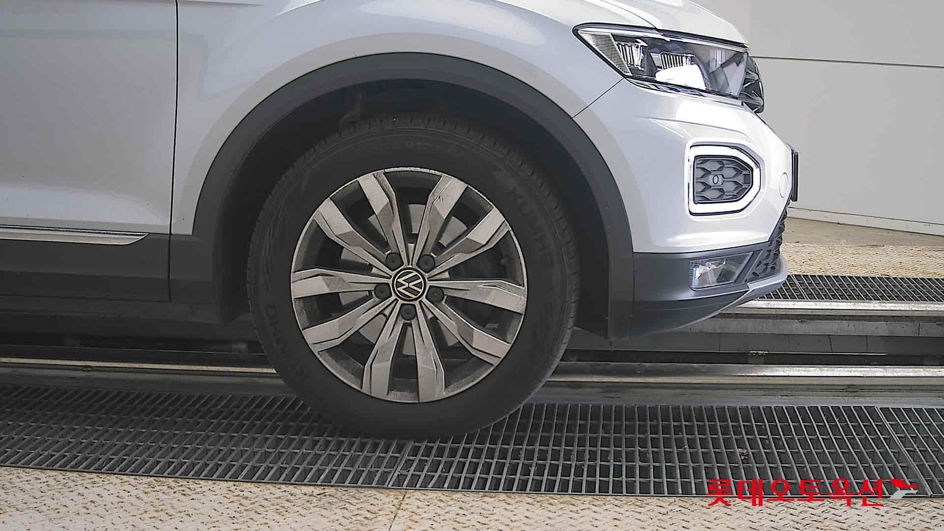 2021 - volkswagen t-roc
