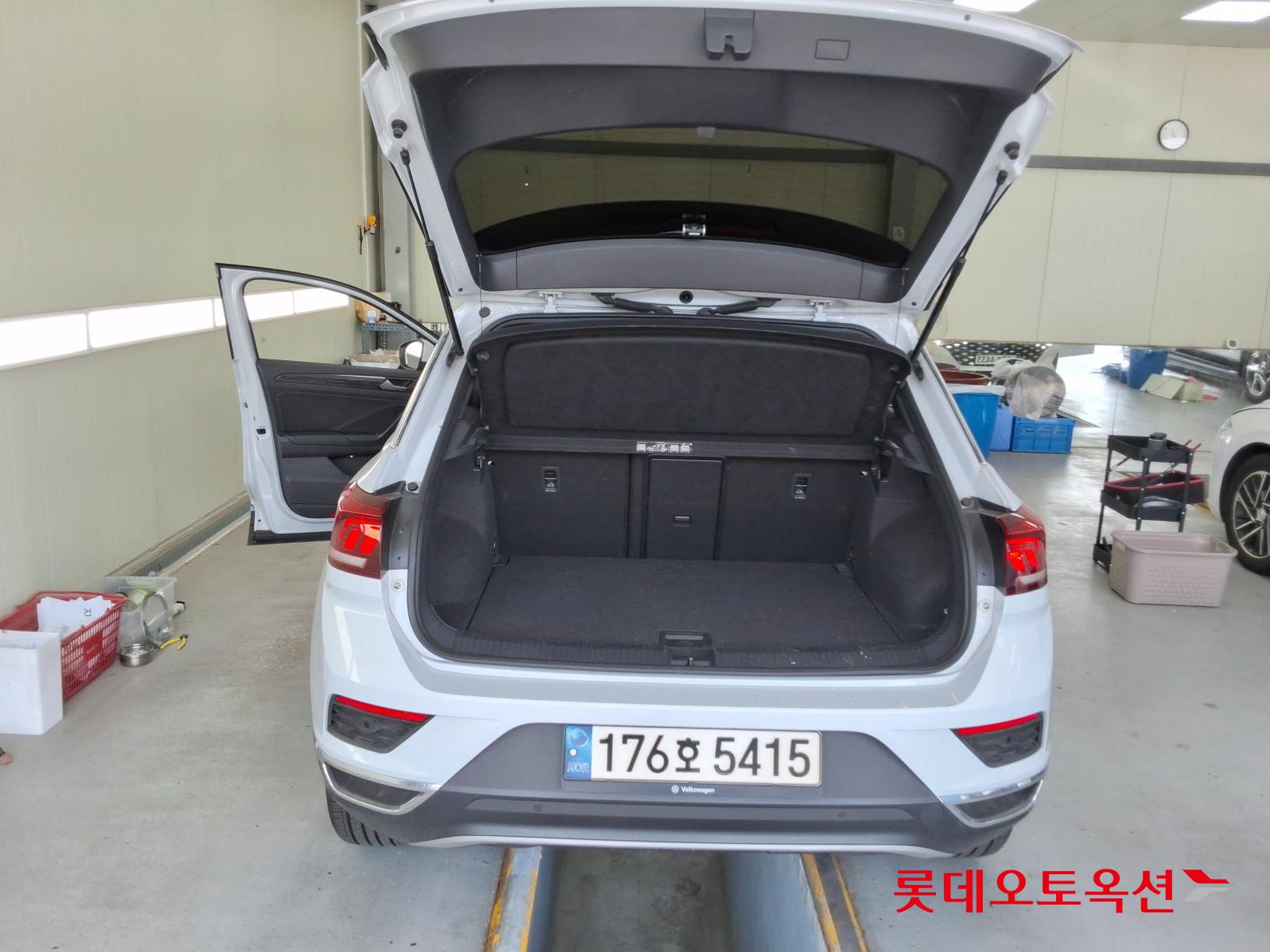 2021 - volkswagen t-roc