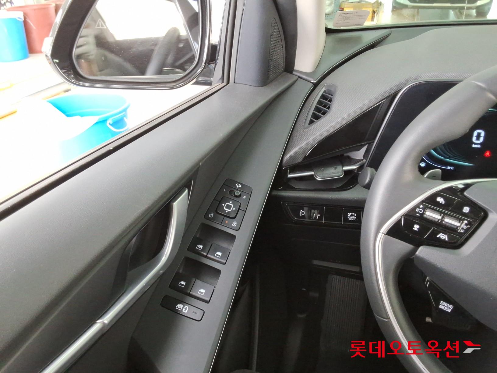 2022 - kia niro
