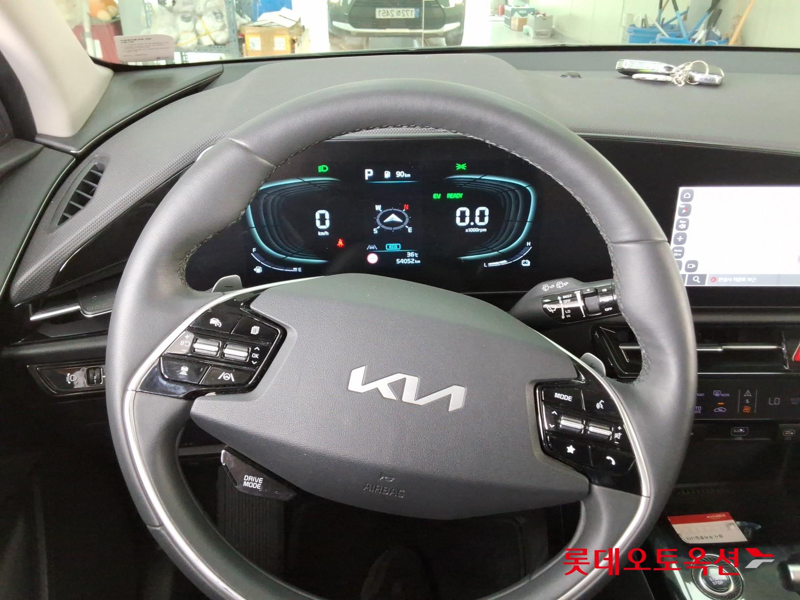 2022 - kia niro