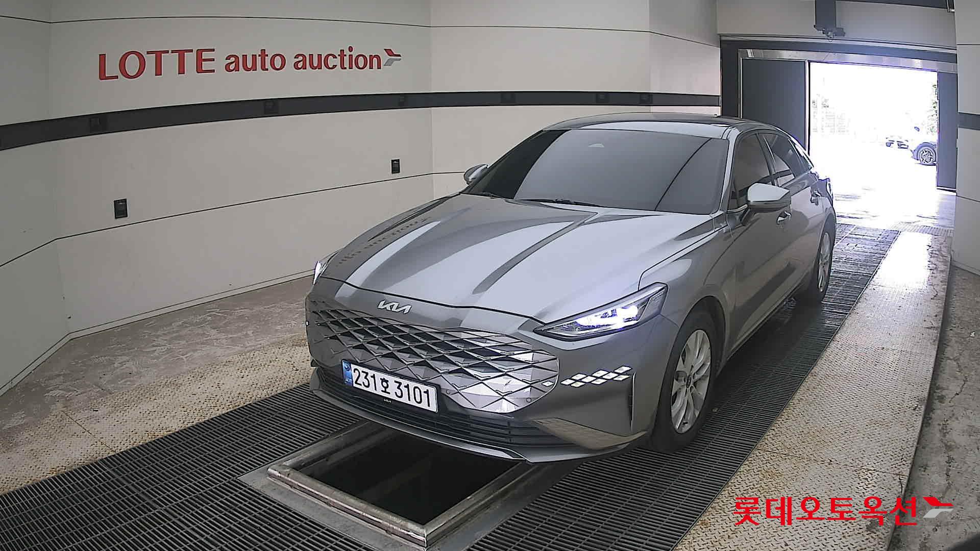 2022 - kia k8