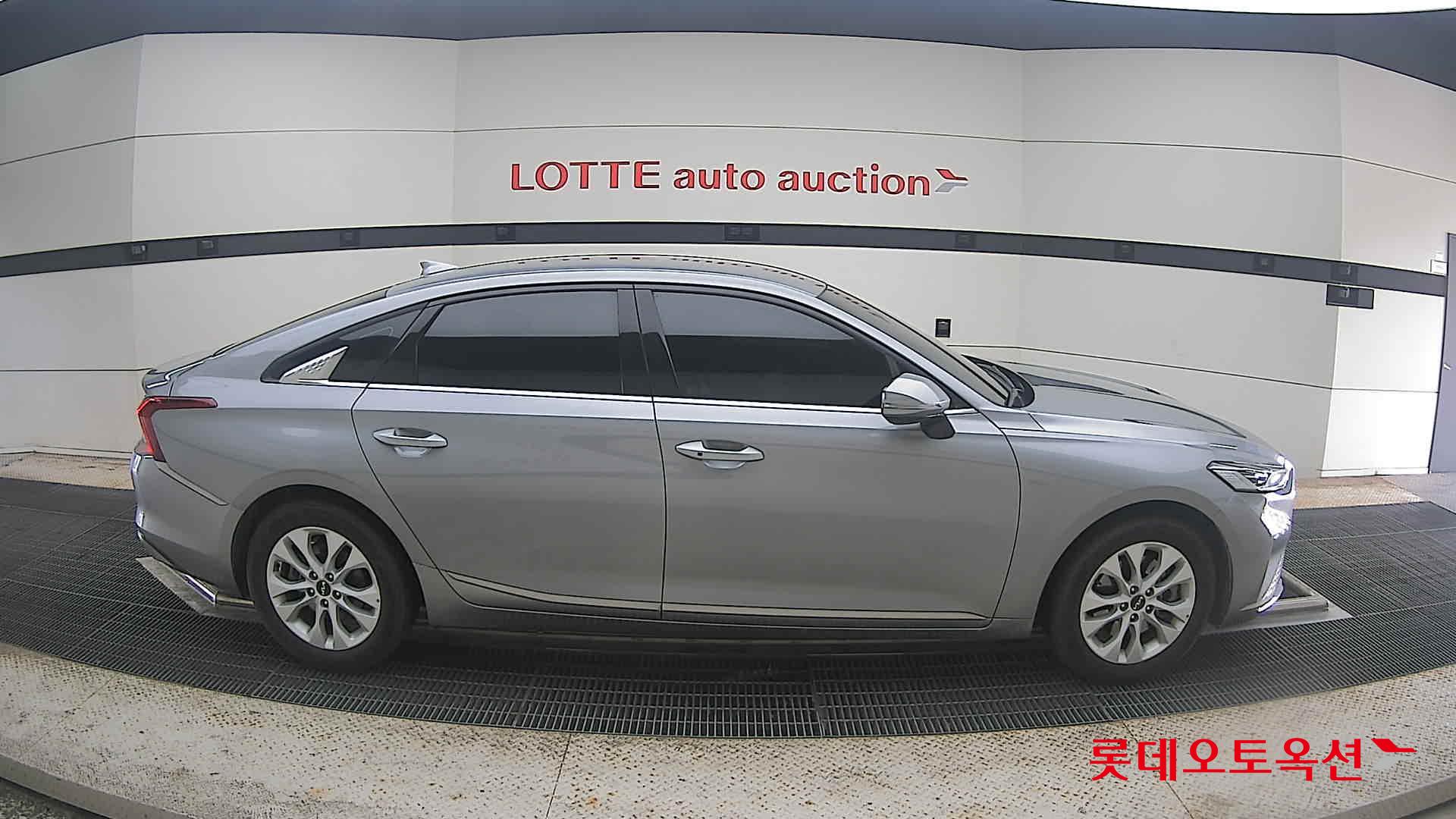 2022 - kia k8
