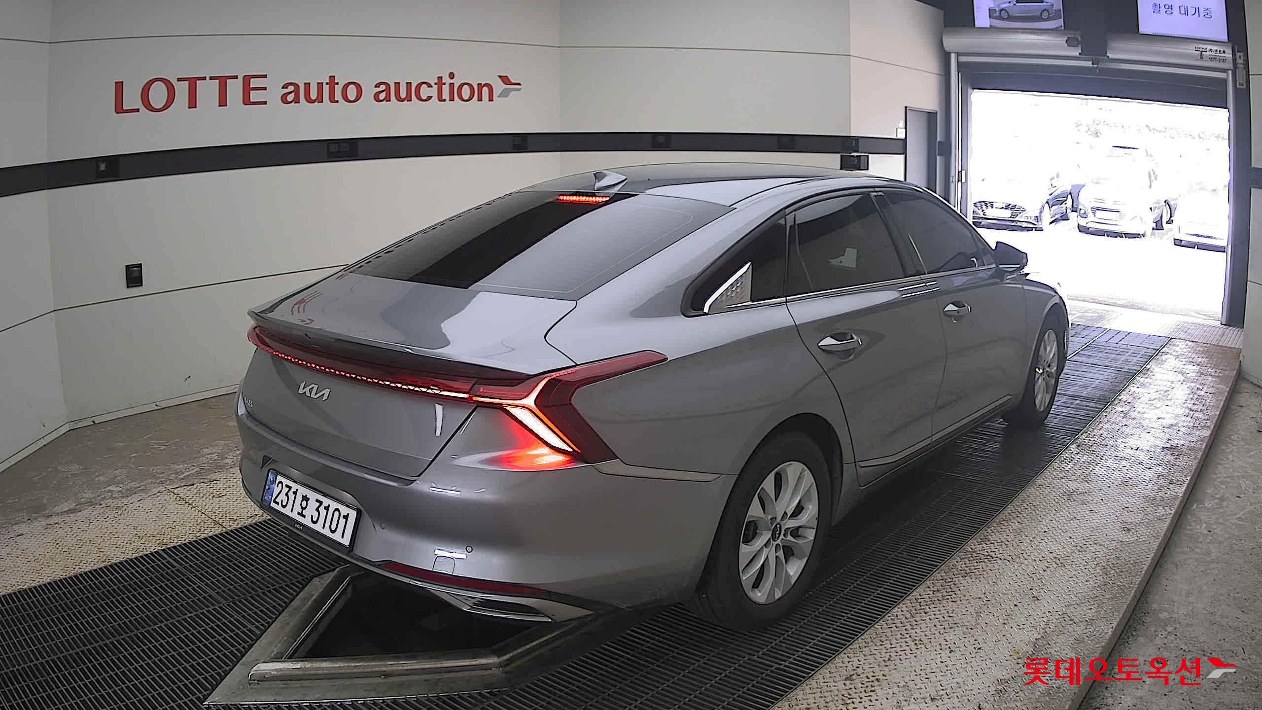 2022 - kia k8