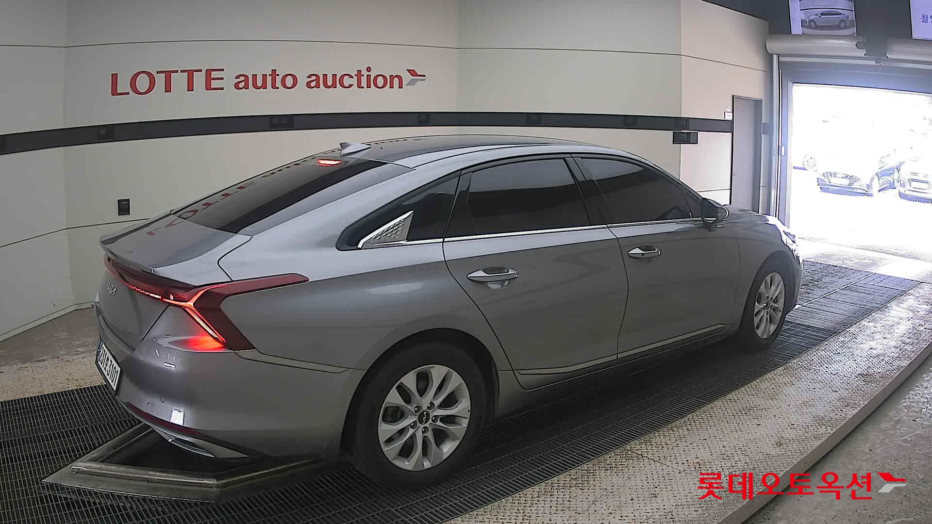 2022 - kia k8