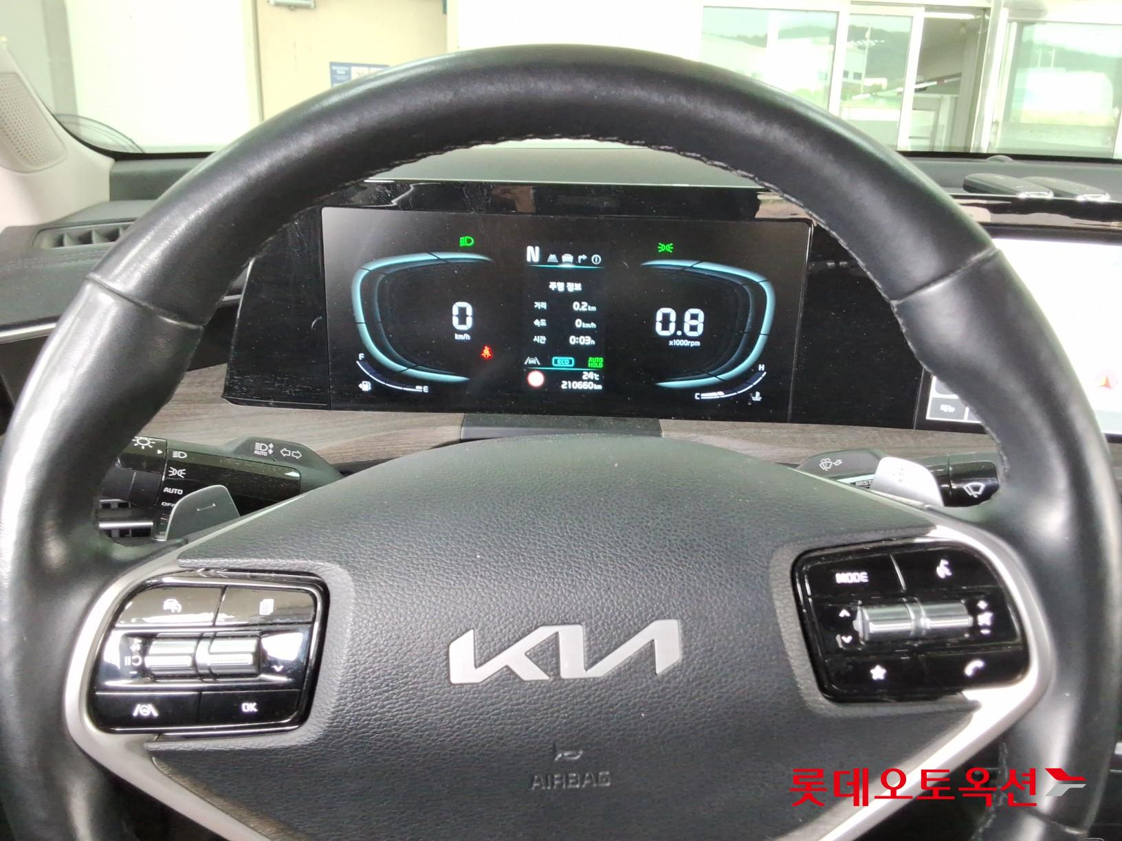 2022 - kia k8