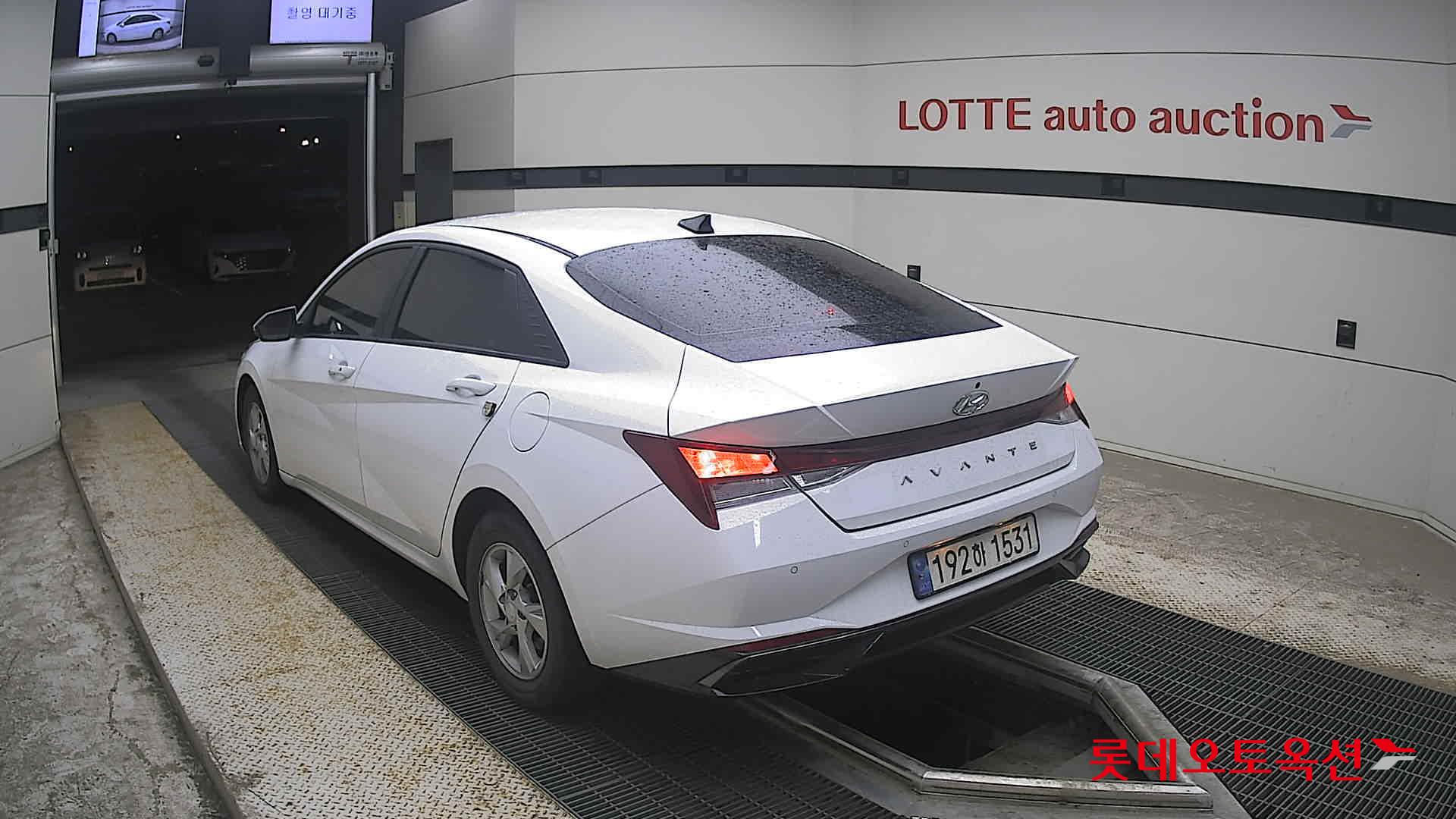 2023 - hyundai avante
