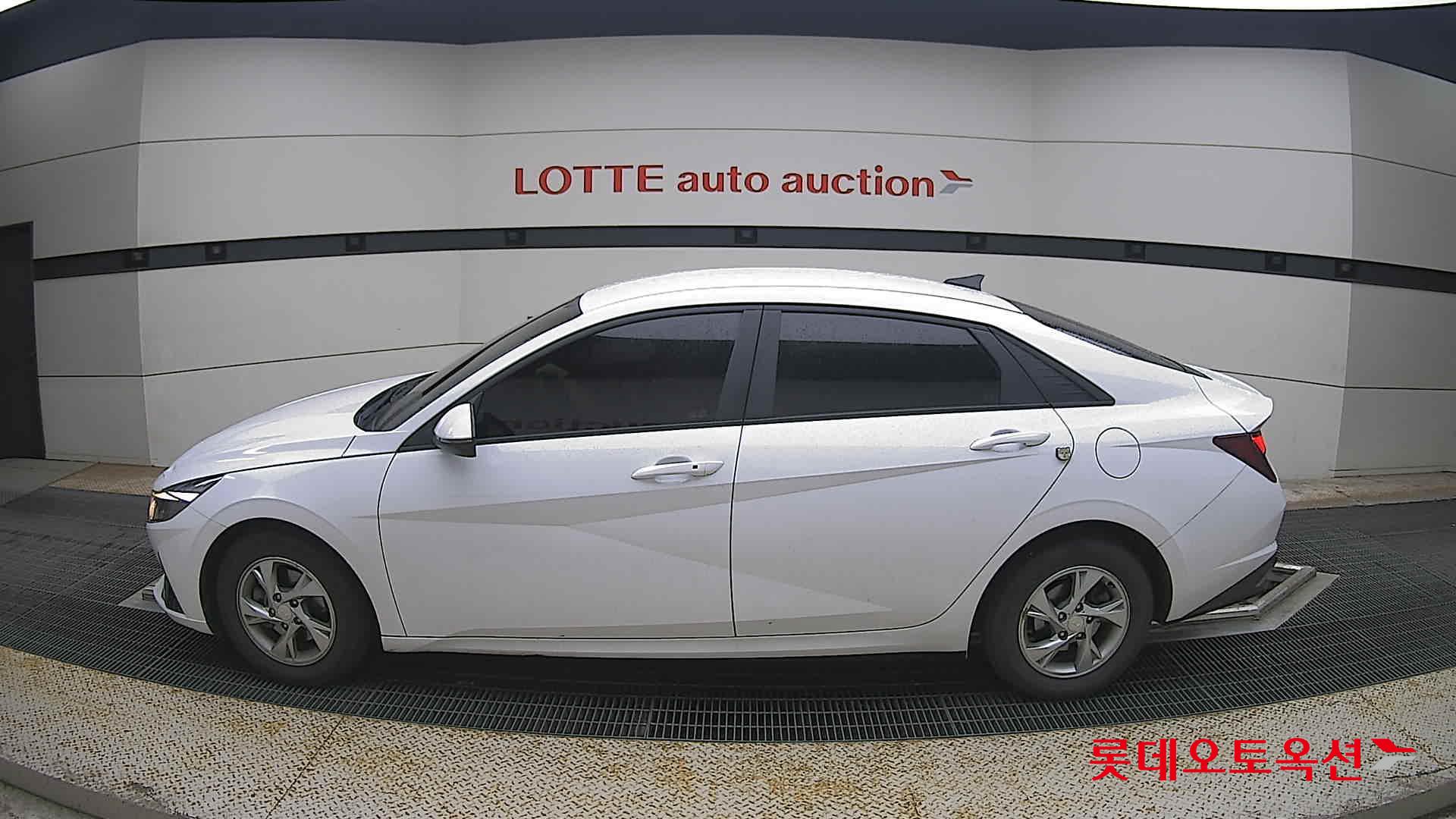 2023 - hyundai avante
