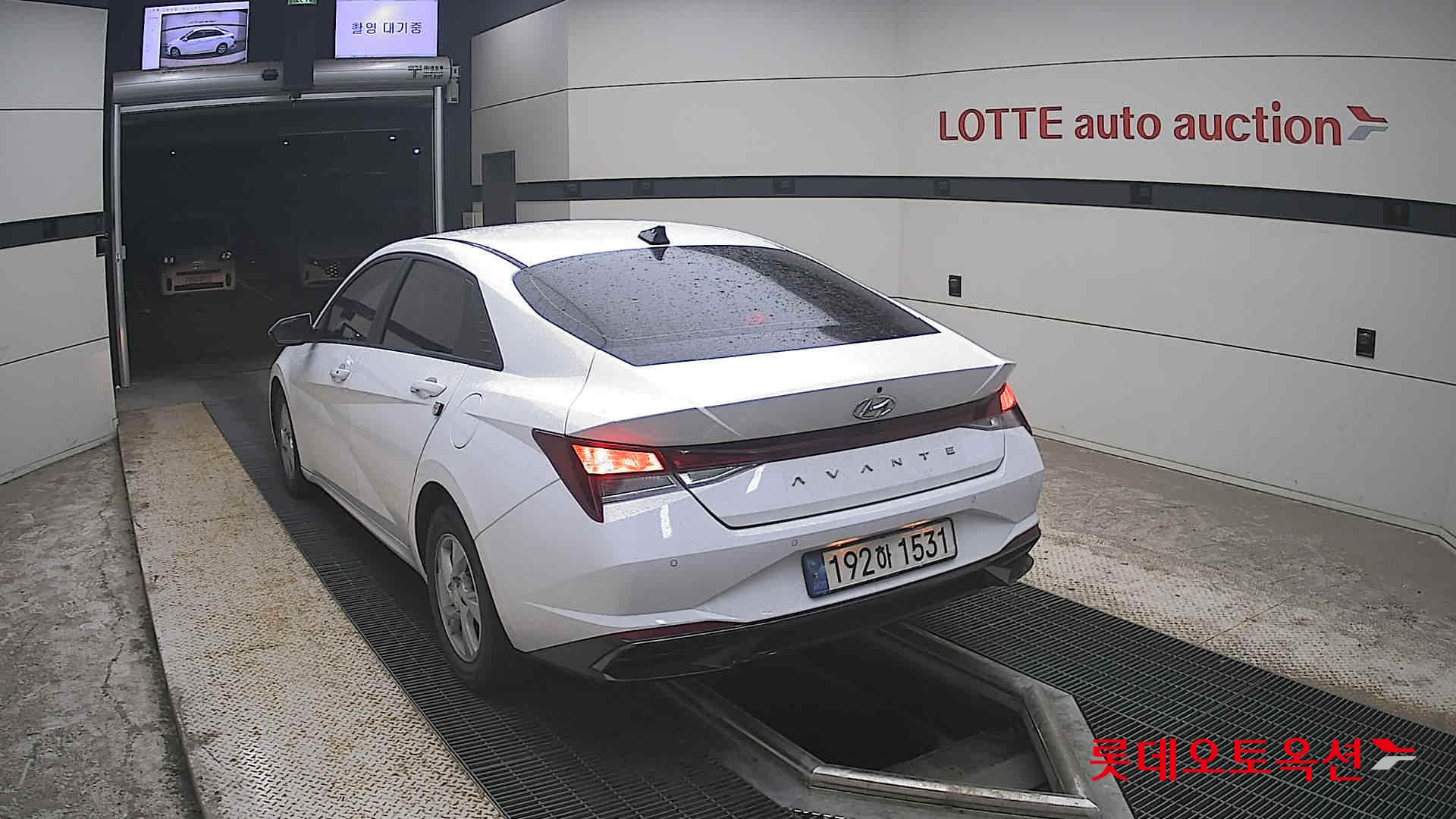 2023 - hyundai avante