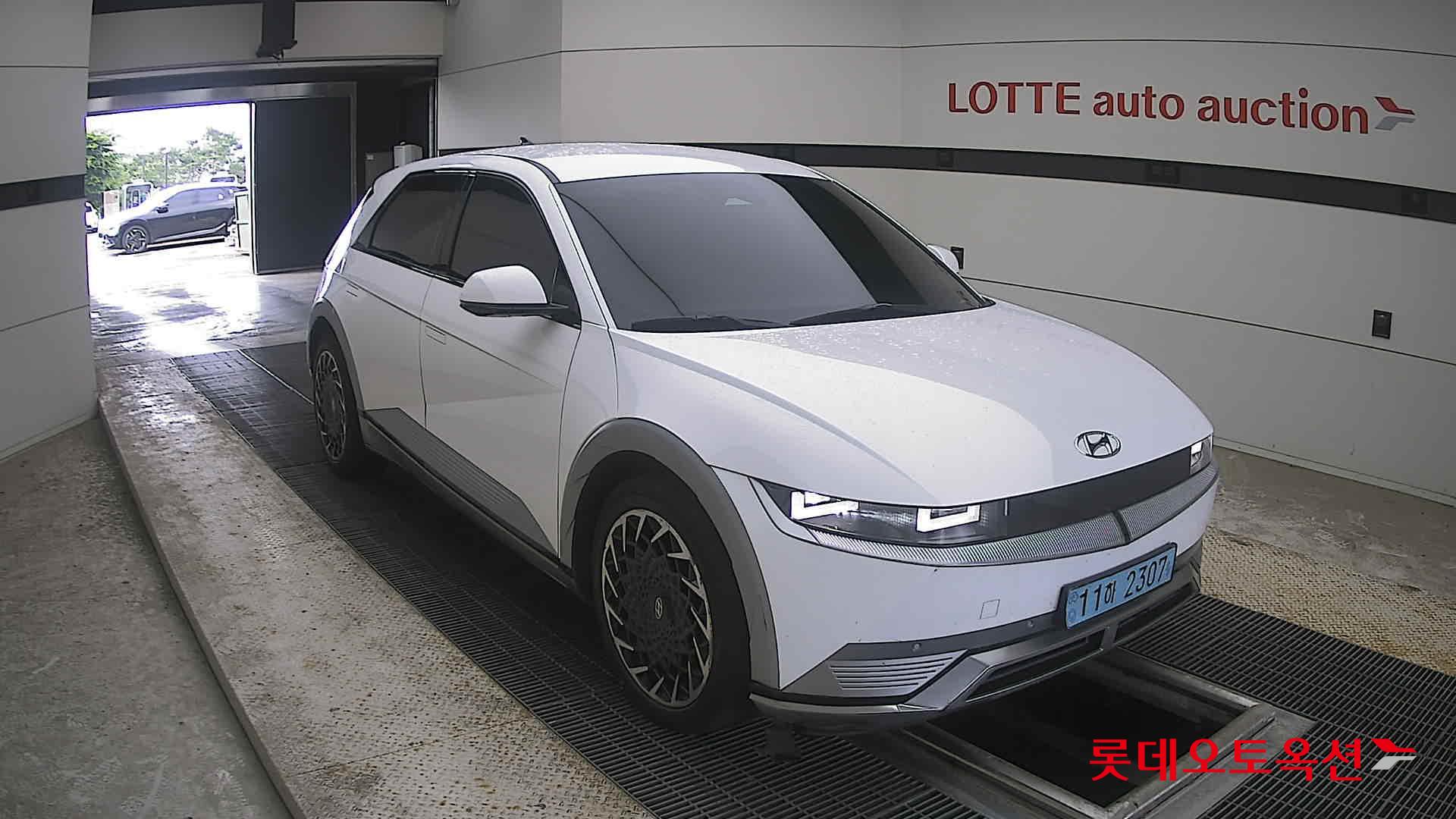 2023 - hyundai ioniq