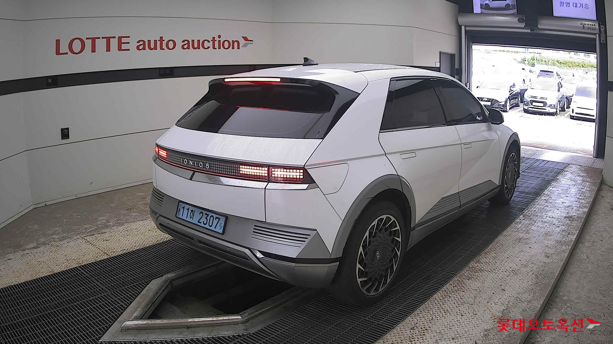 2023 - hyundai ioniq
