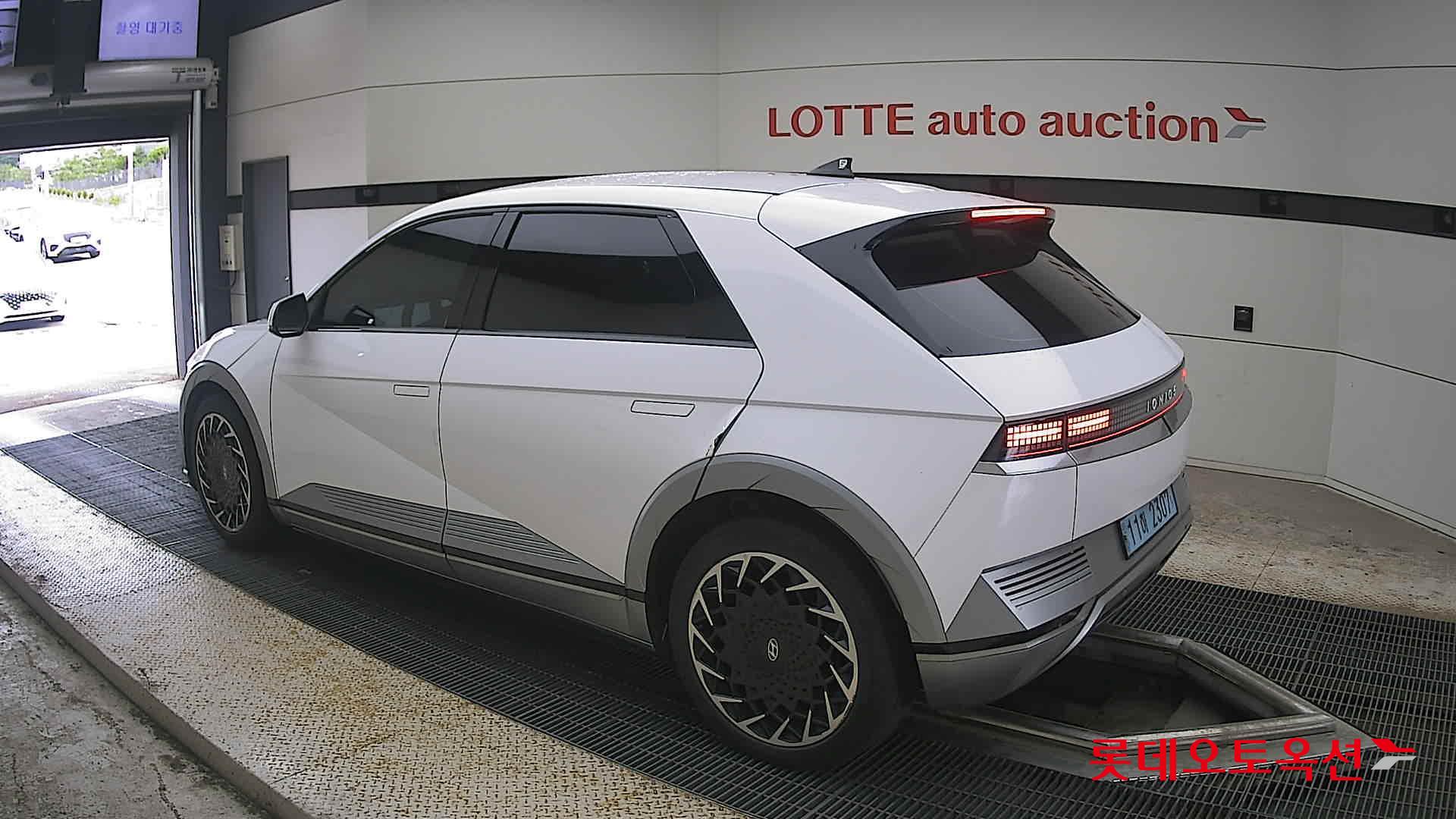 2023 - hyundai ioniq