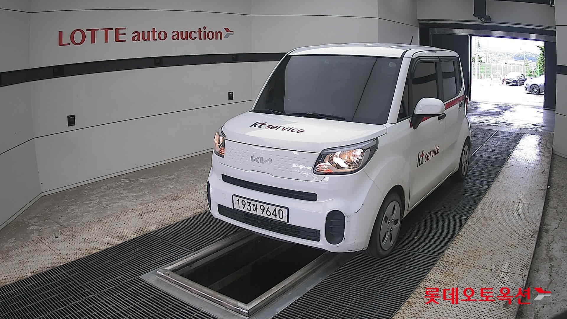 2022 - kia ray