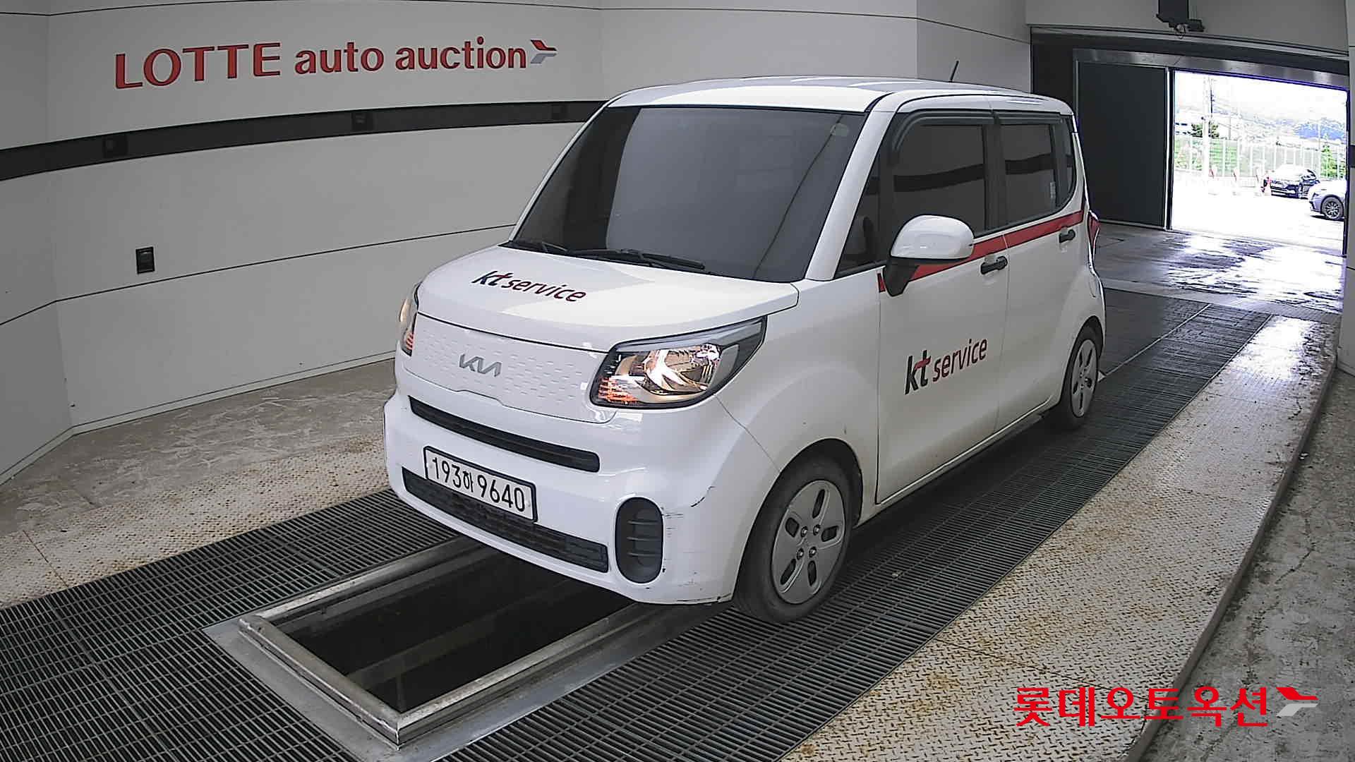 2022 - kia ray