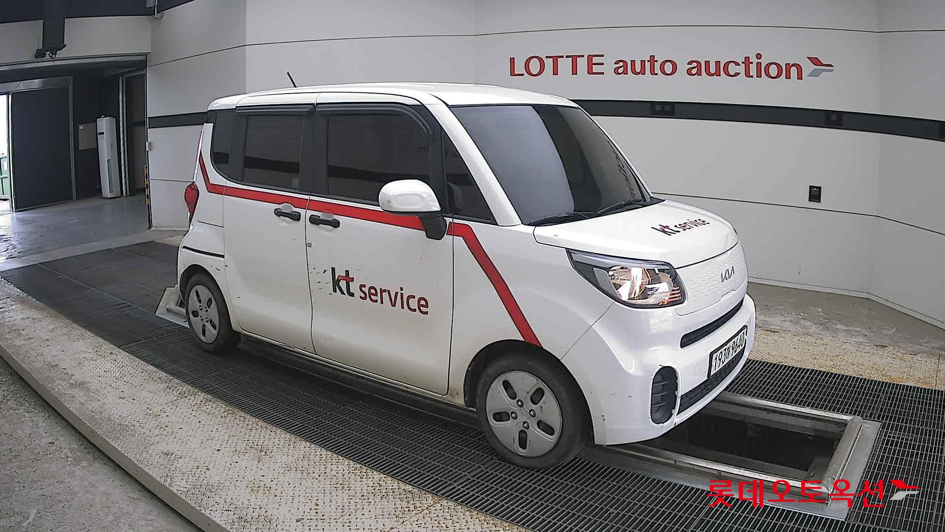 2022 - kia ray