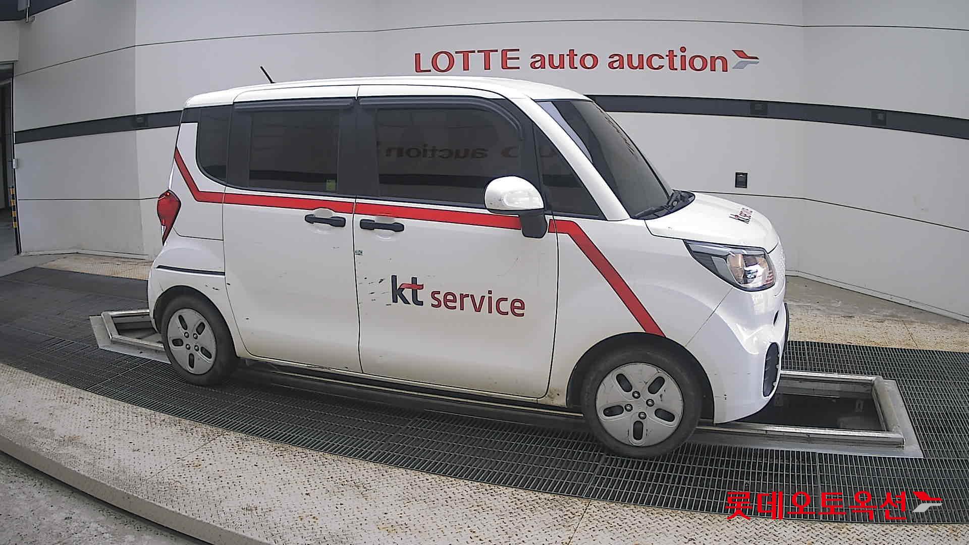 2022 - kia ray