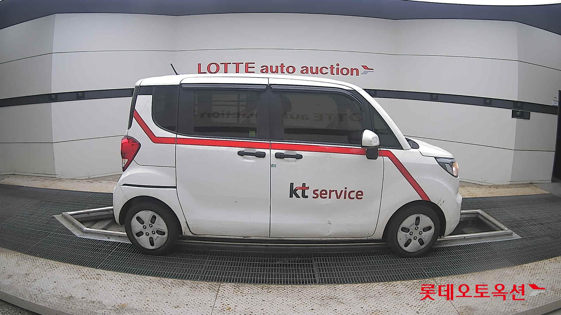 2022 - kia ray