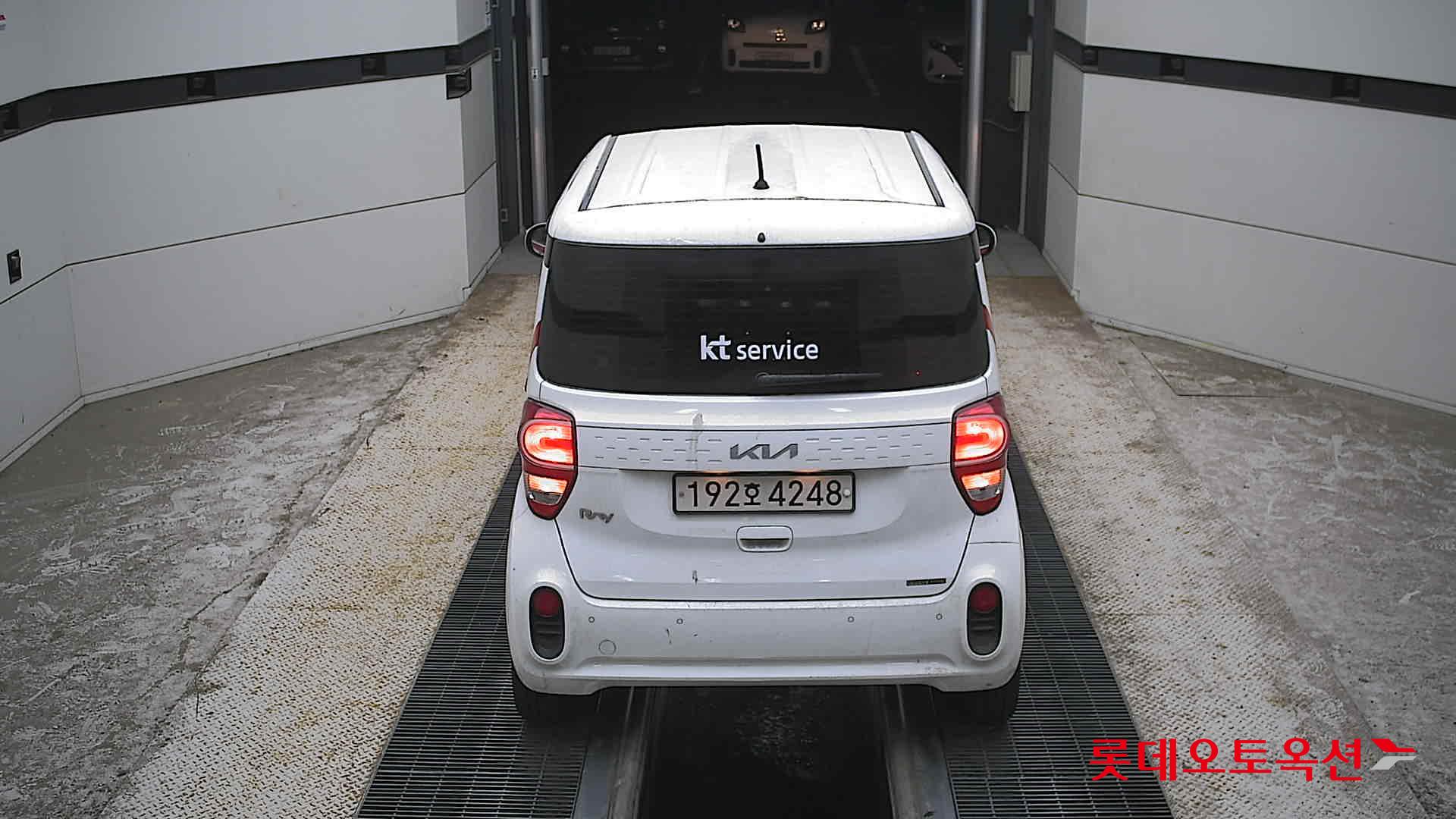 2022 - kia ray