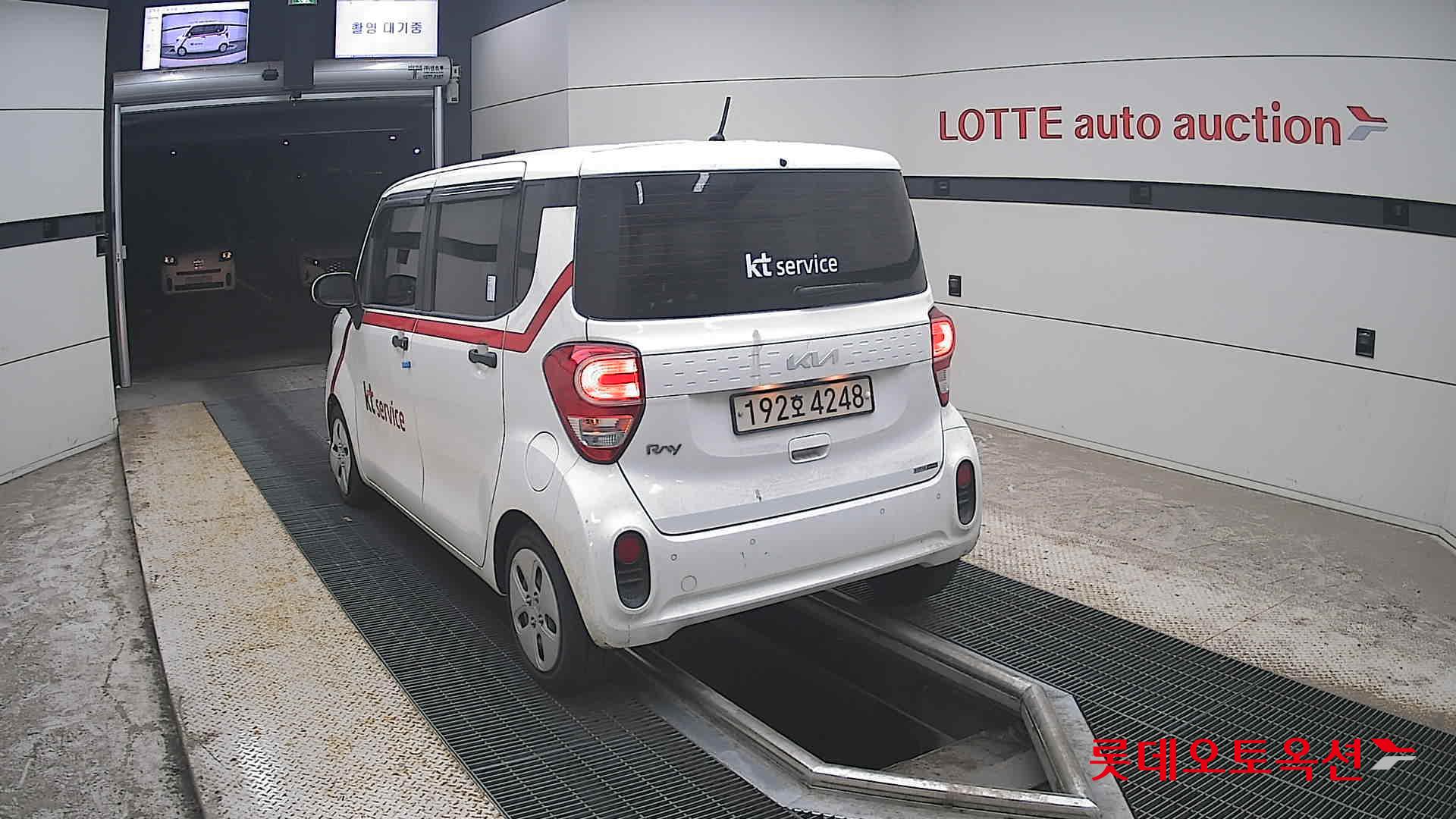 2022 - kia ray