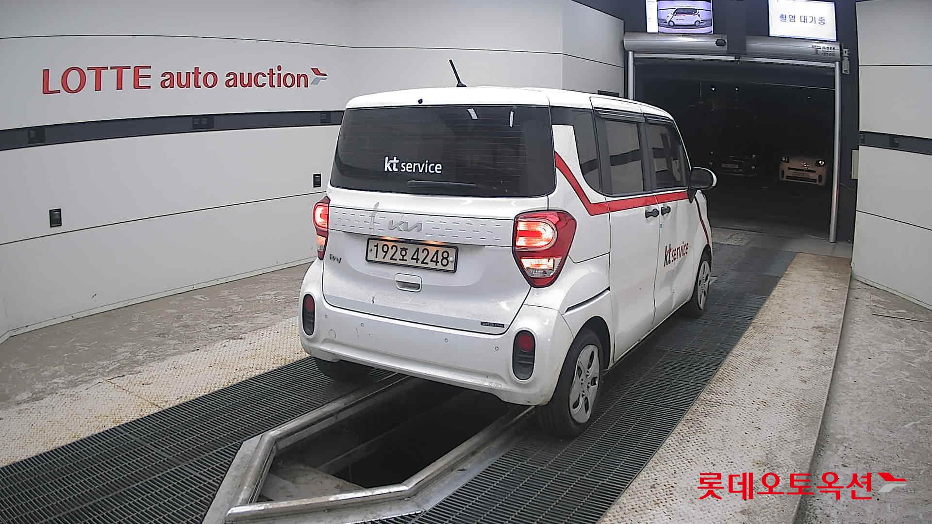 2022 - kia ray