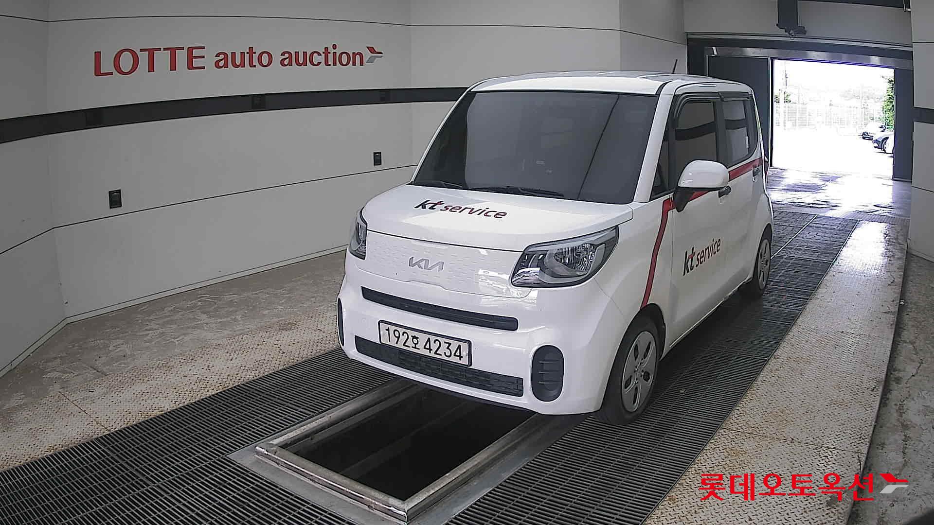 2022 - kia ray