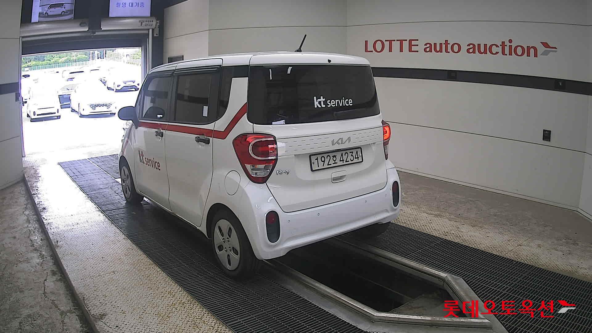 2022 - kia ray