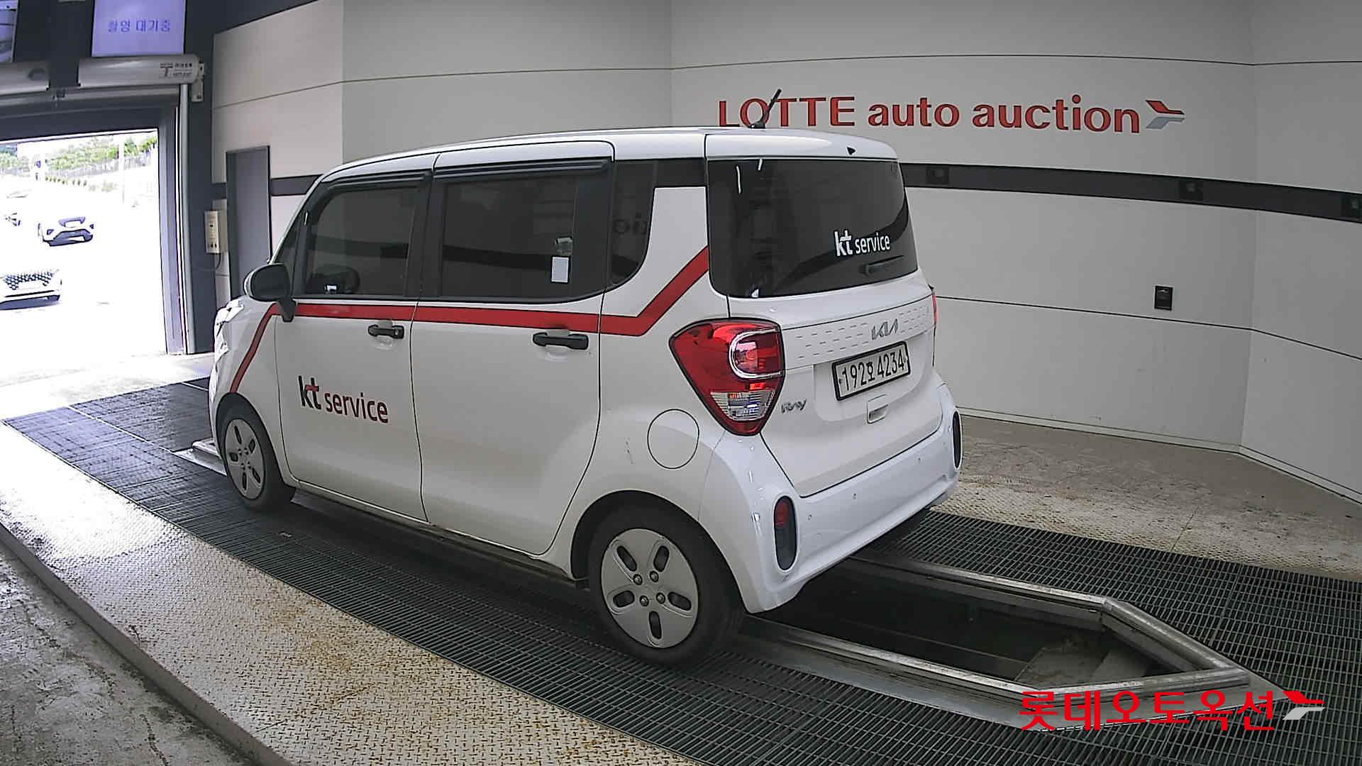 2022 - kia ray