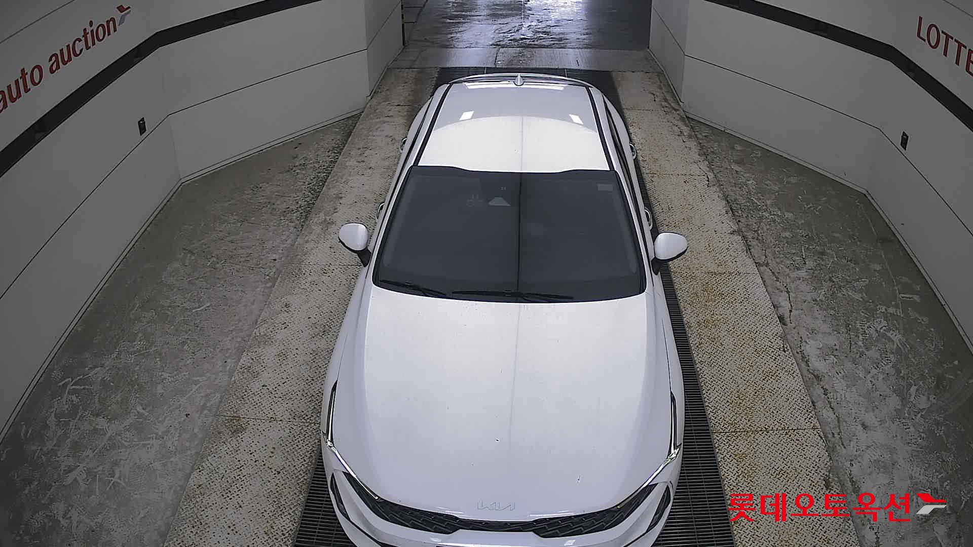 2022 - kia k5