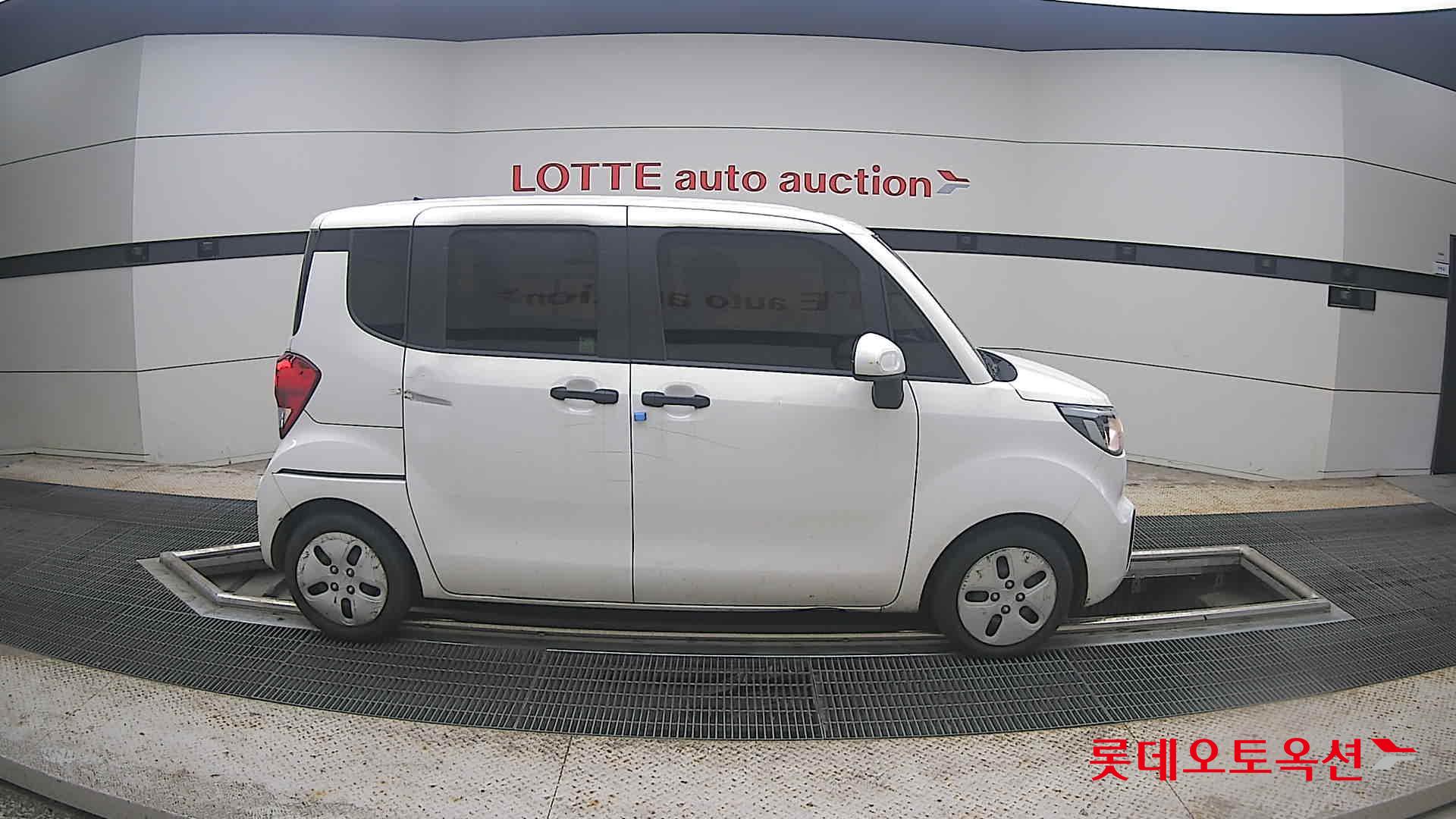 2022 - kia ray