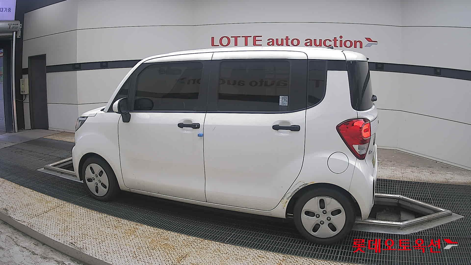 2022 - kia ray