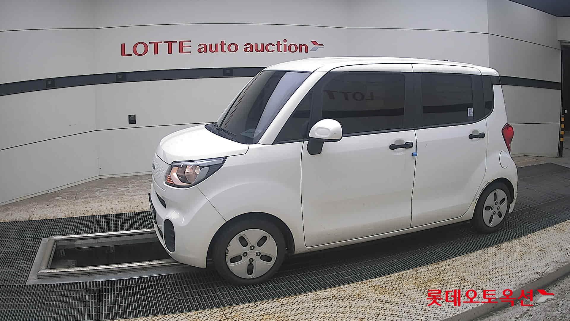 2022 - kia ray