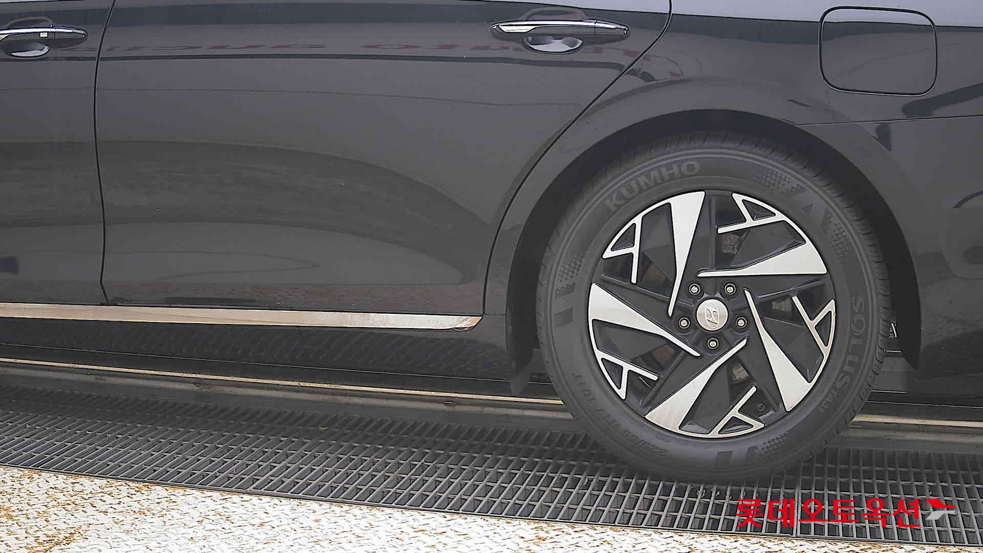 2022 - hyundai grandeur